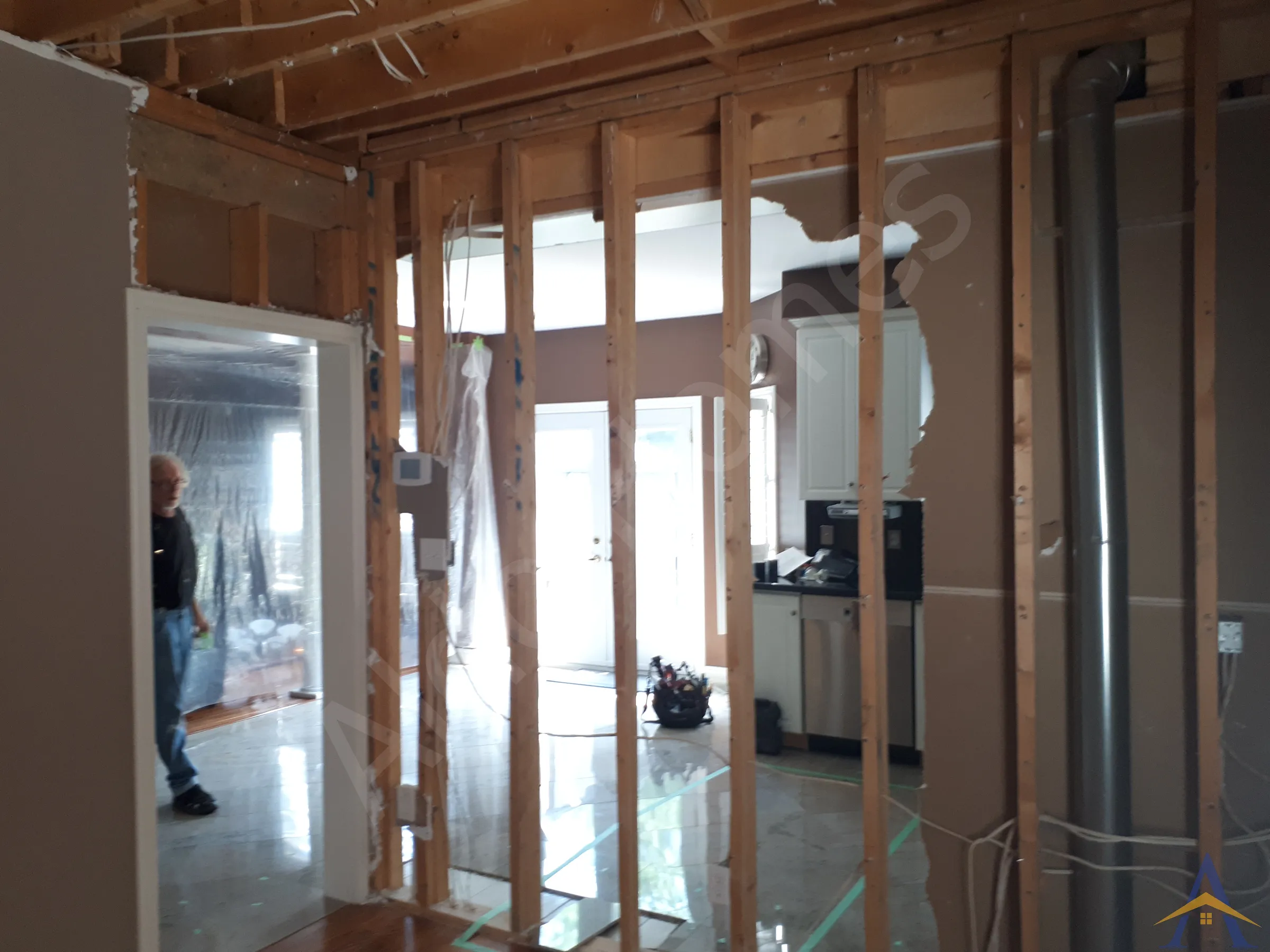 Load-Bearing Wall Removal in Maple: Cheroke Dr., photo 2