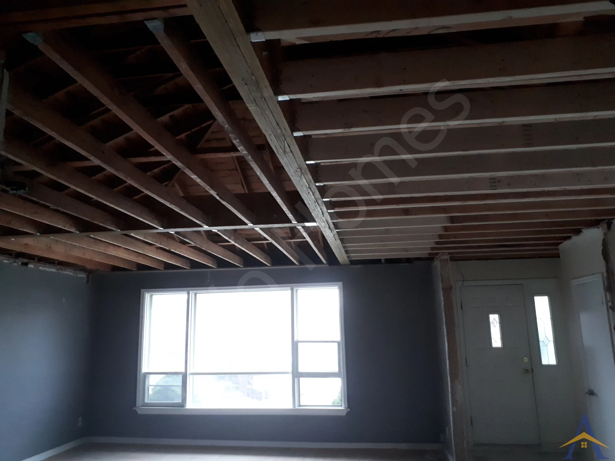 Bungalow Load-Bearing Wall Removal in North York: Gaydon Avenue, photo 6