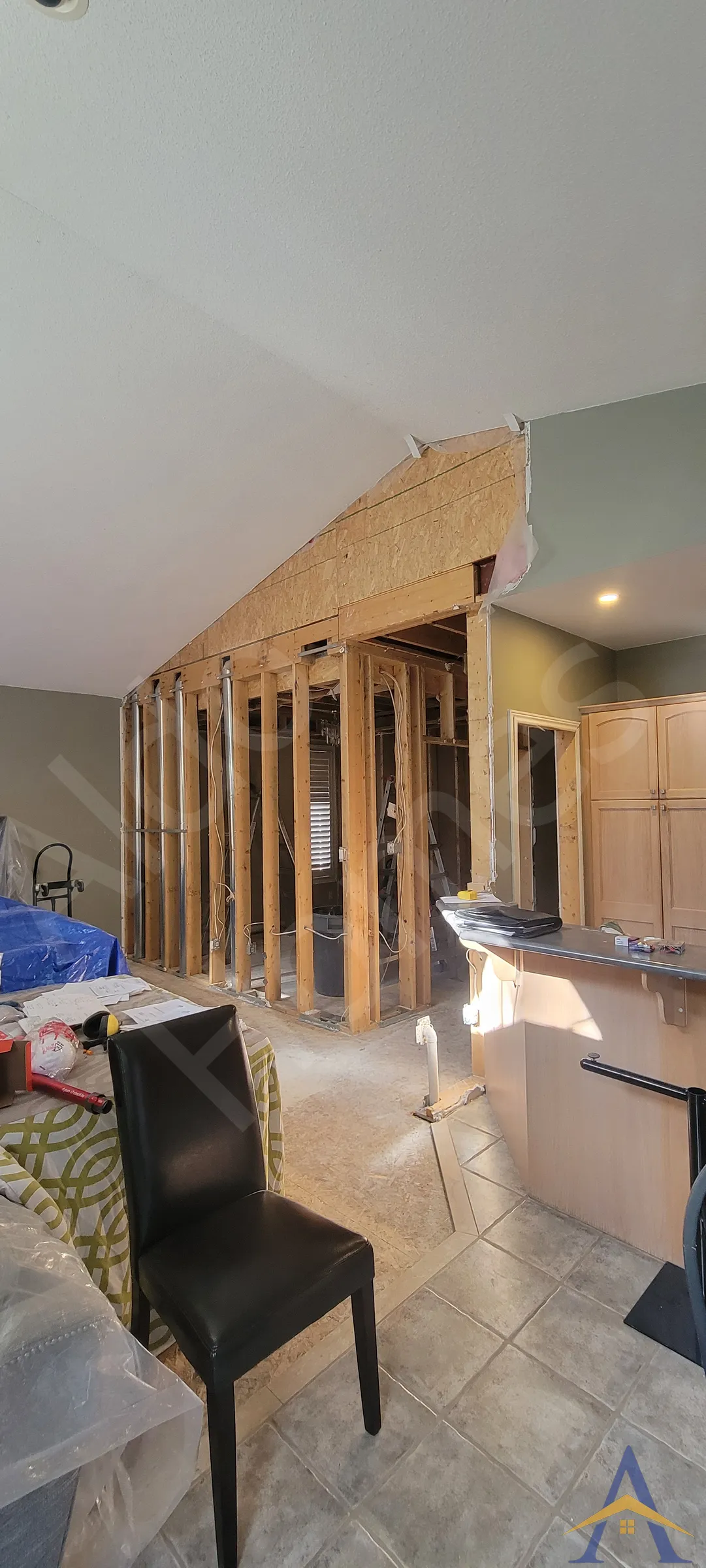 Load-Bearing Wall Removal in Whitby: Inverary Court