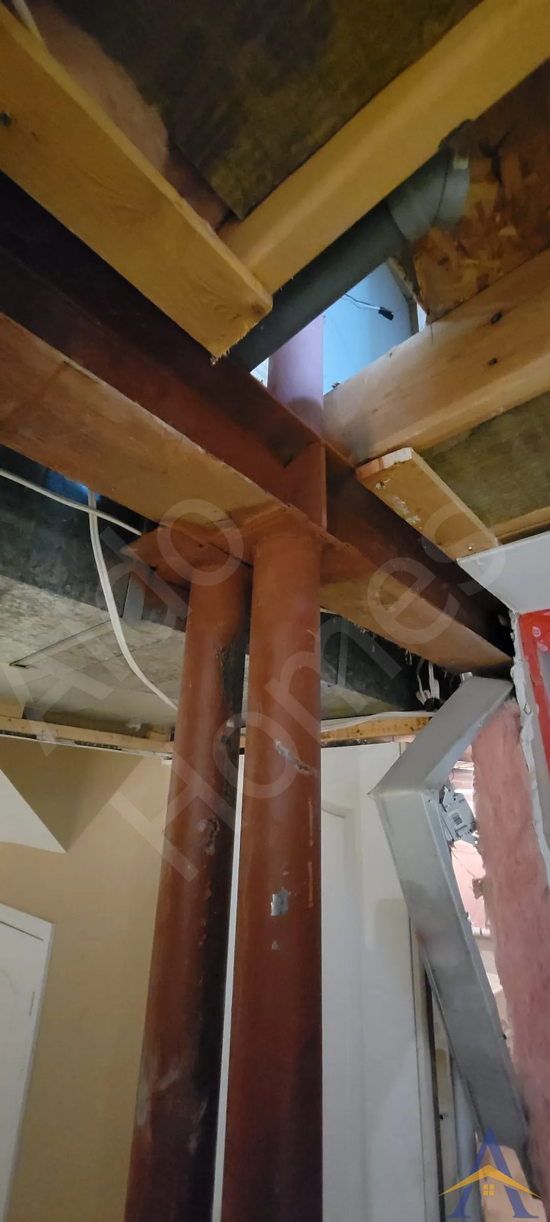 Load-Bearing Wall Removal in Whitby: Inverary Court, photo 4