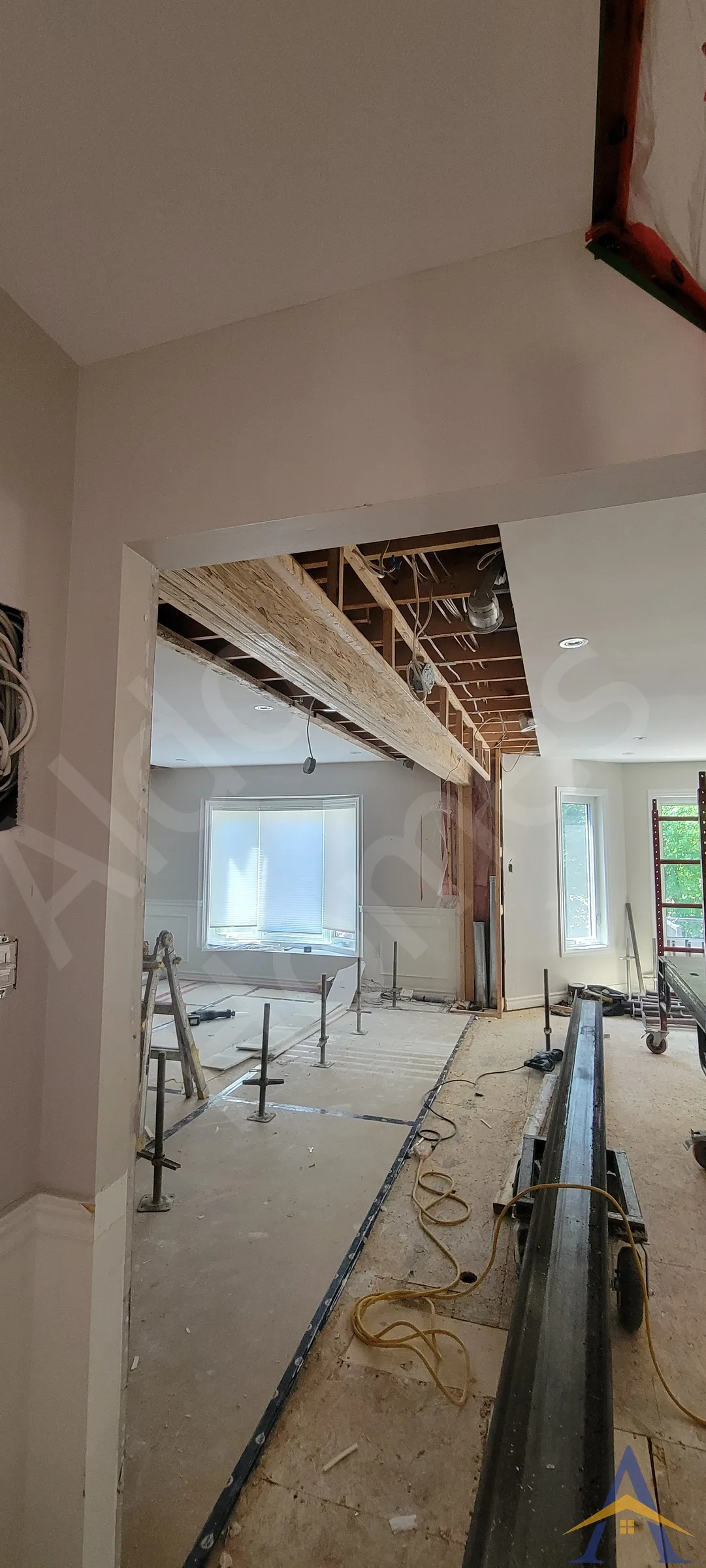 Load-Bearing Wall Removal in Oakville: Peak Place