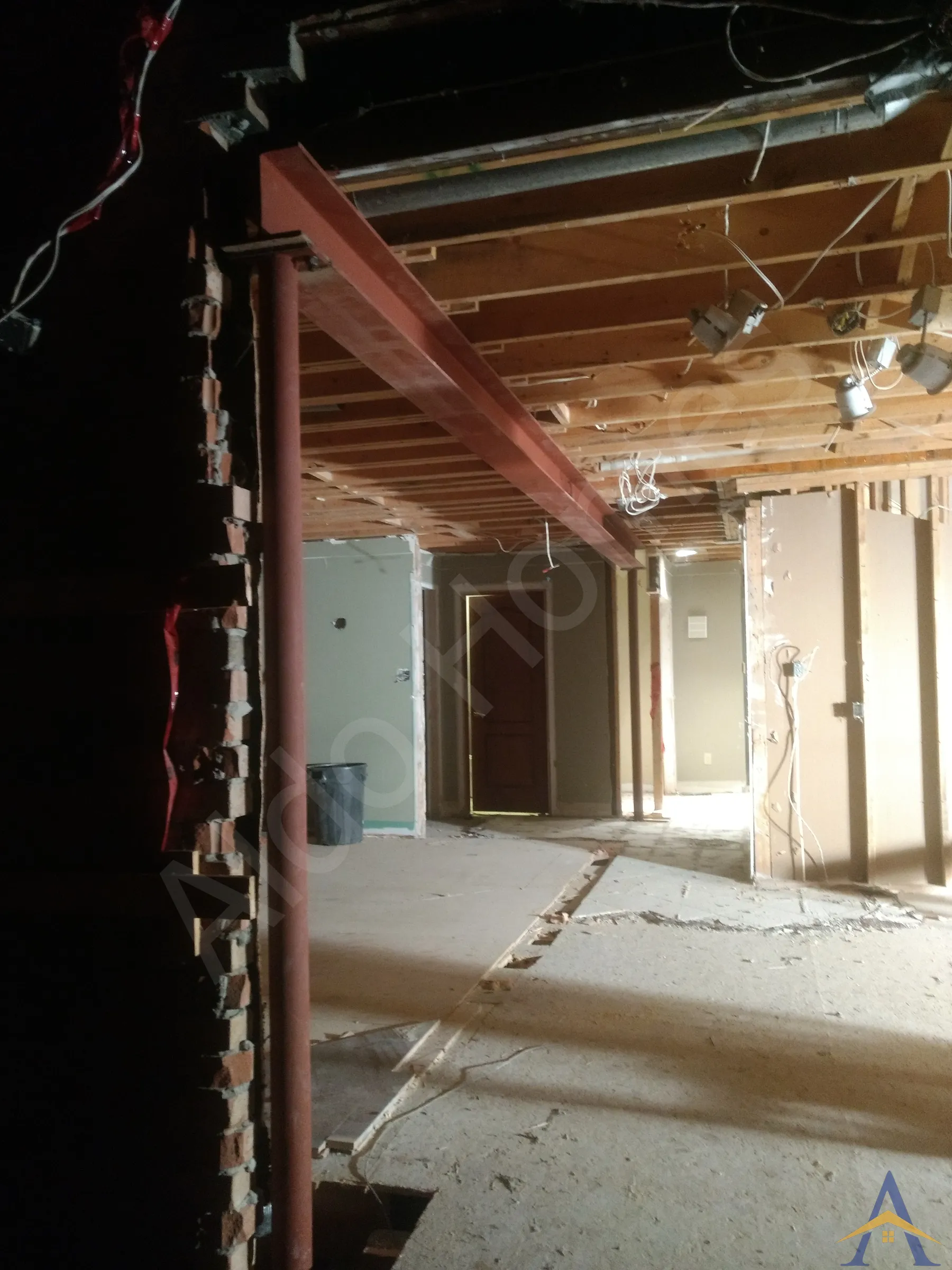 Load-Bearing Wall Removal in Mississauga: Robin Road, photo 4