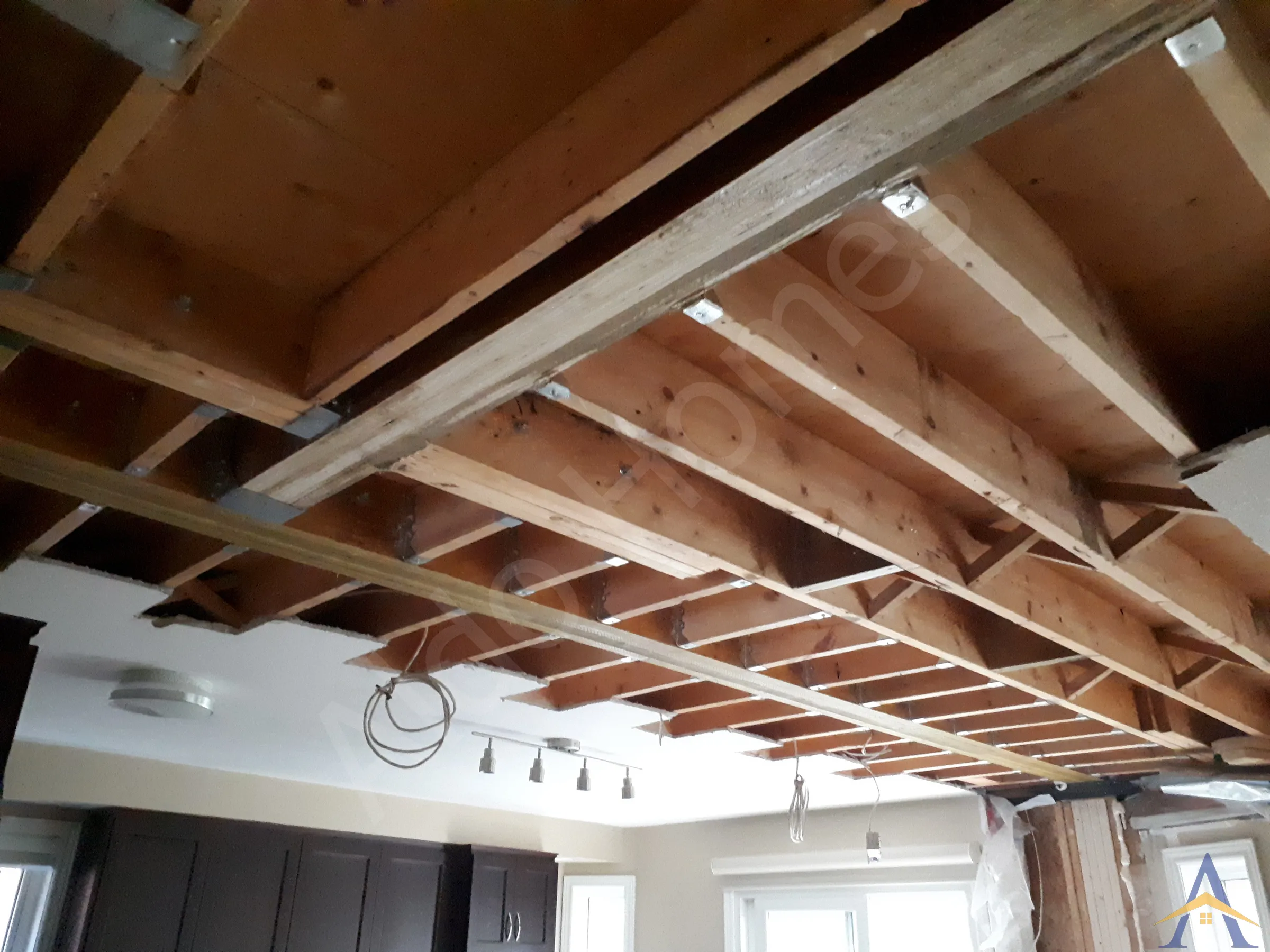 Load-Bearing Wall Removal in Mississauga: Steddick Court, photo 5