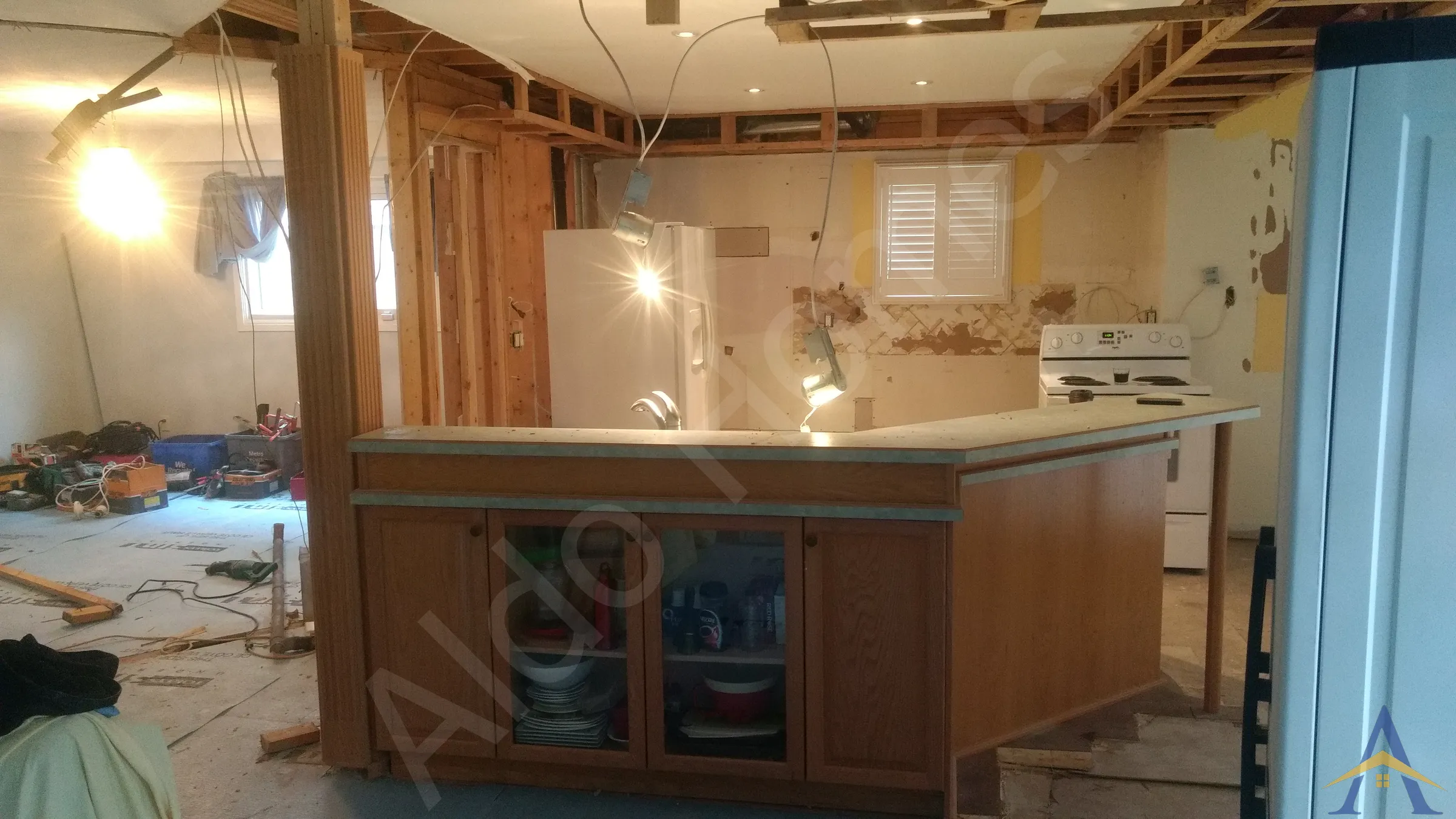 Load-Bearing Wall Removal in Whitby: Stratton Crescent, photo 2