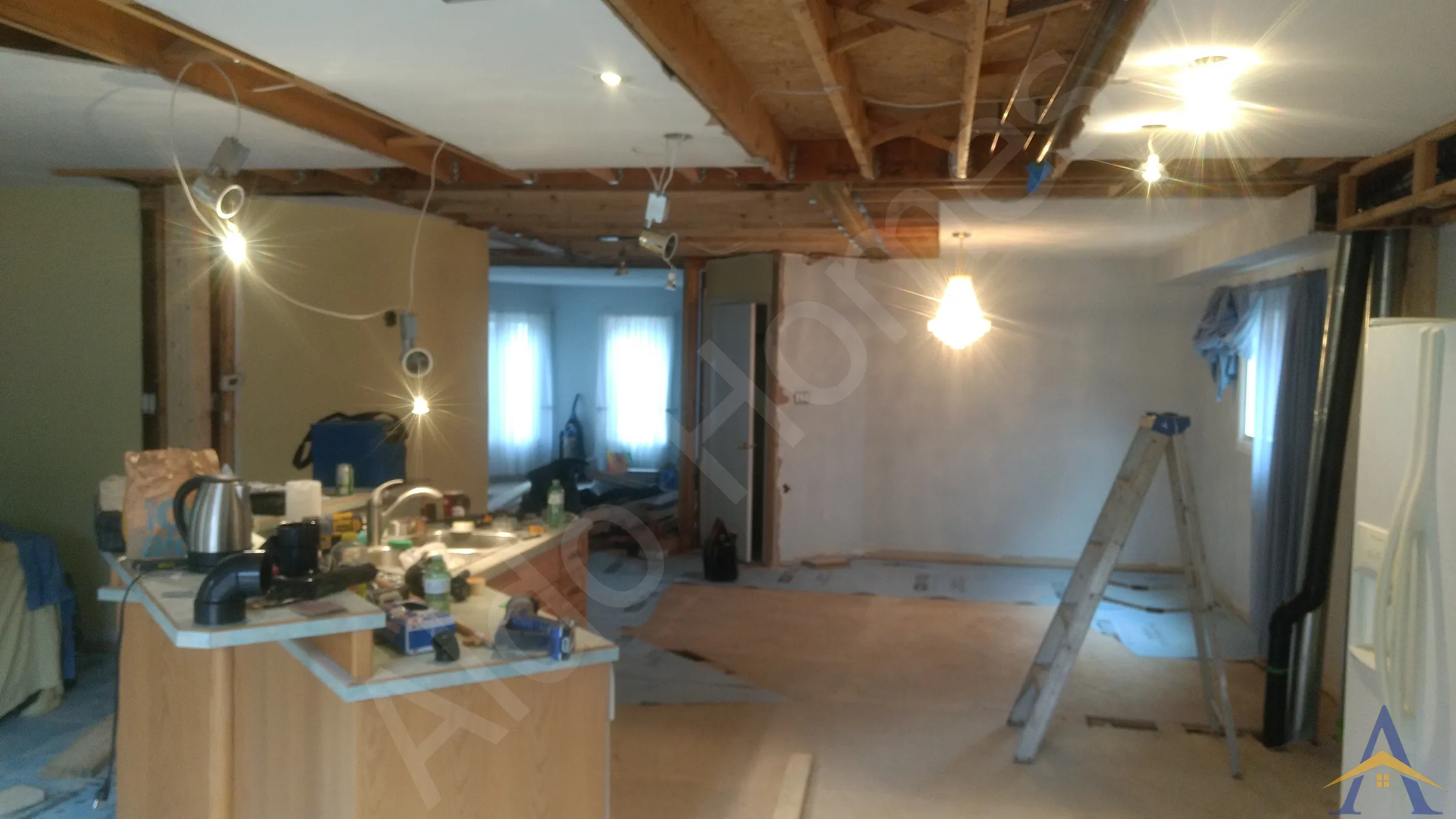 Load-Bearing Wall Removal in Whitby: Stratton Crescent, photo 4