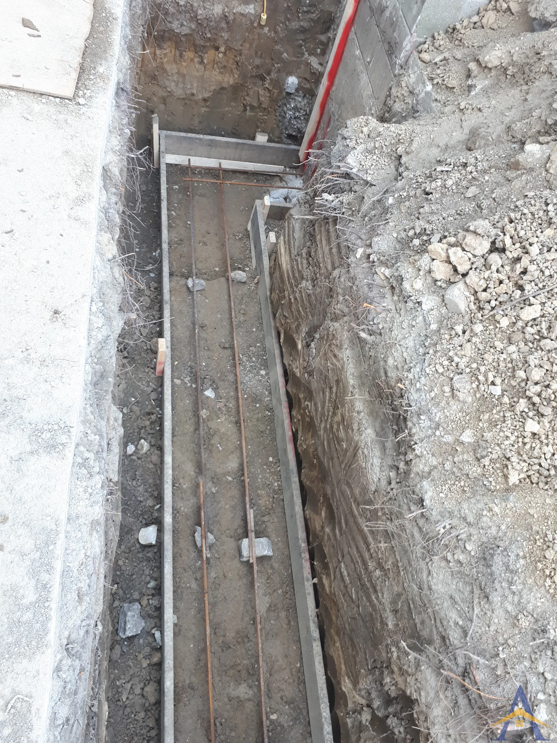 Foundation Construction for a Full Home Rebuild in Toronto: Arlington Avenue, photo 4