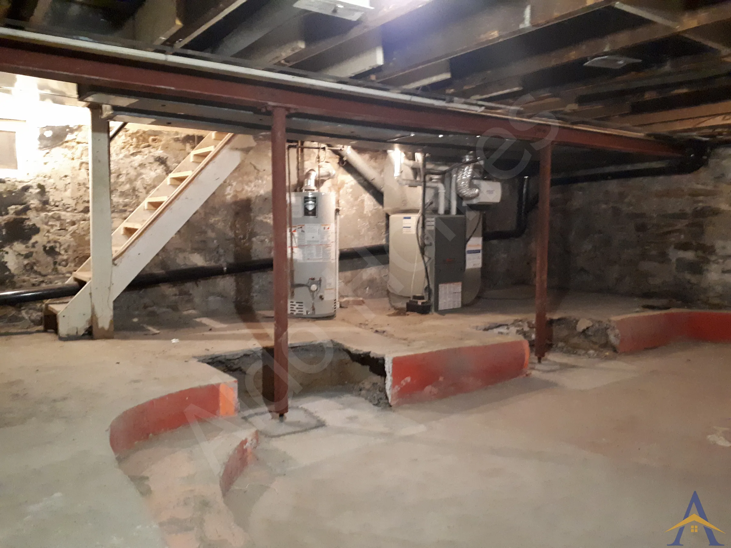 Basement Steel Beam Installation in Toronto: Dundas Street West, photo 8