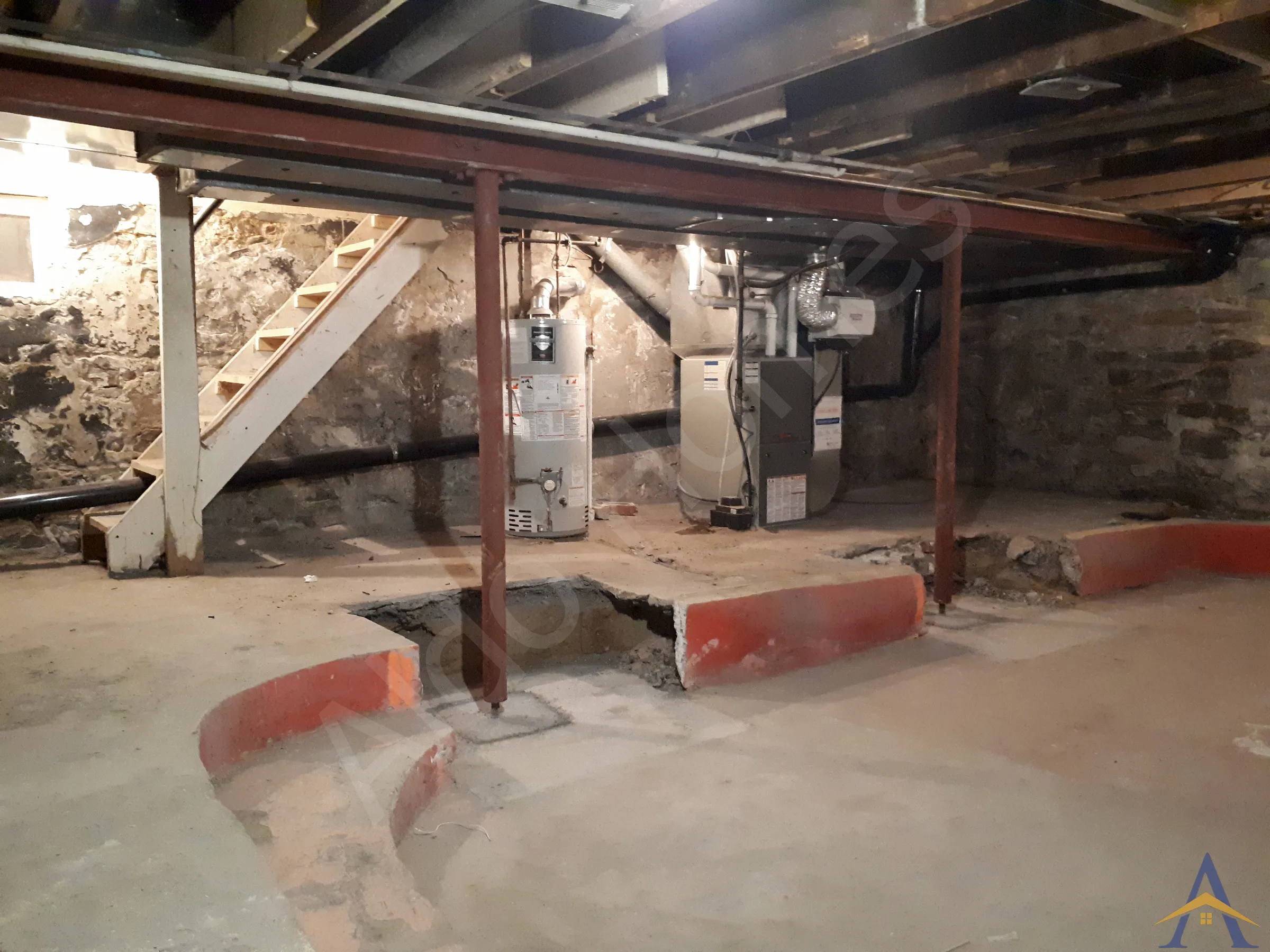 Basement Steel Beam Installation in Toronto: Dundas Street West, photo 9