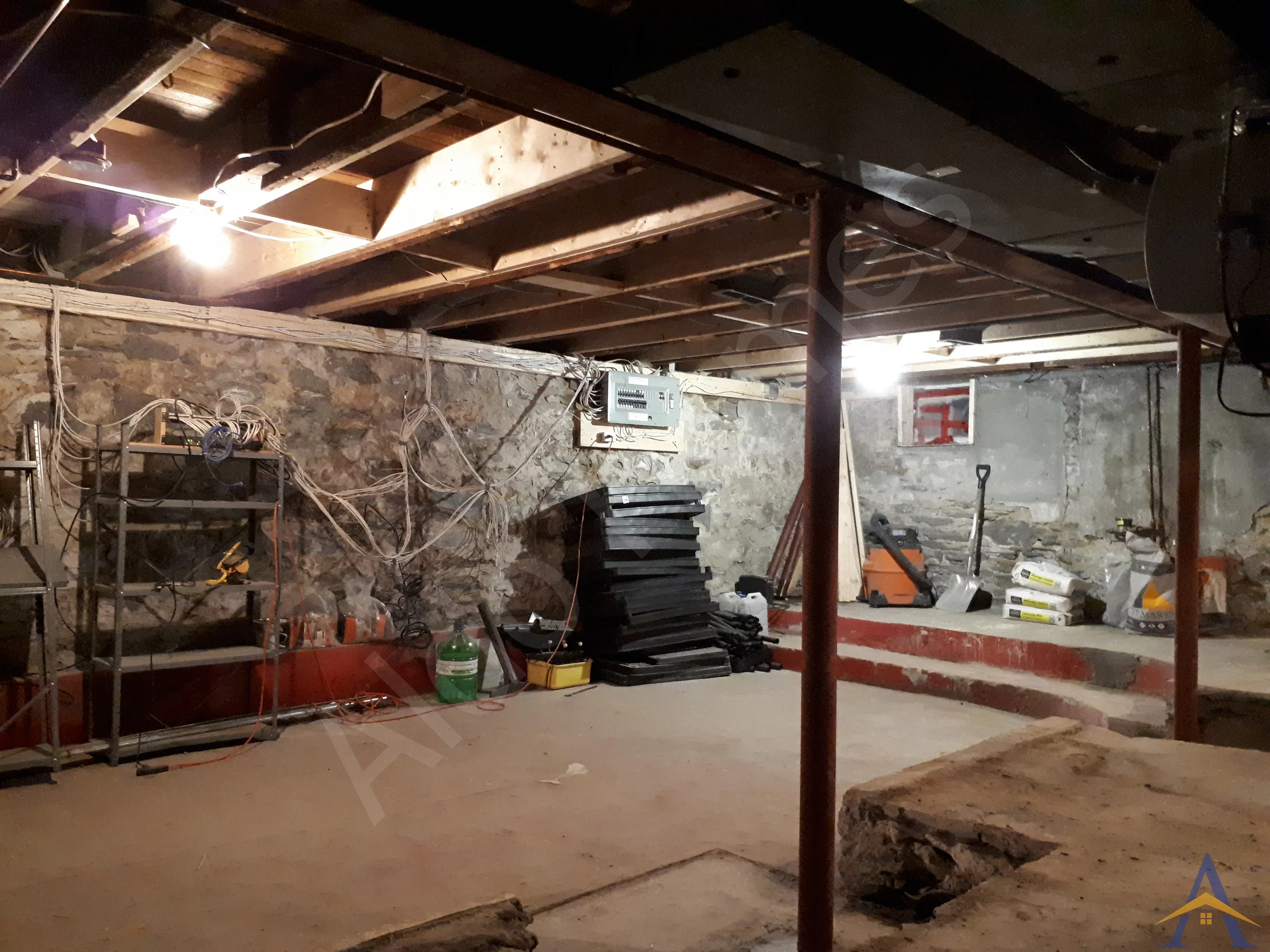 Basement Steel Beam Installation in Toronto: Dundas Street West, photo 10