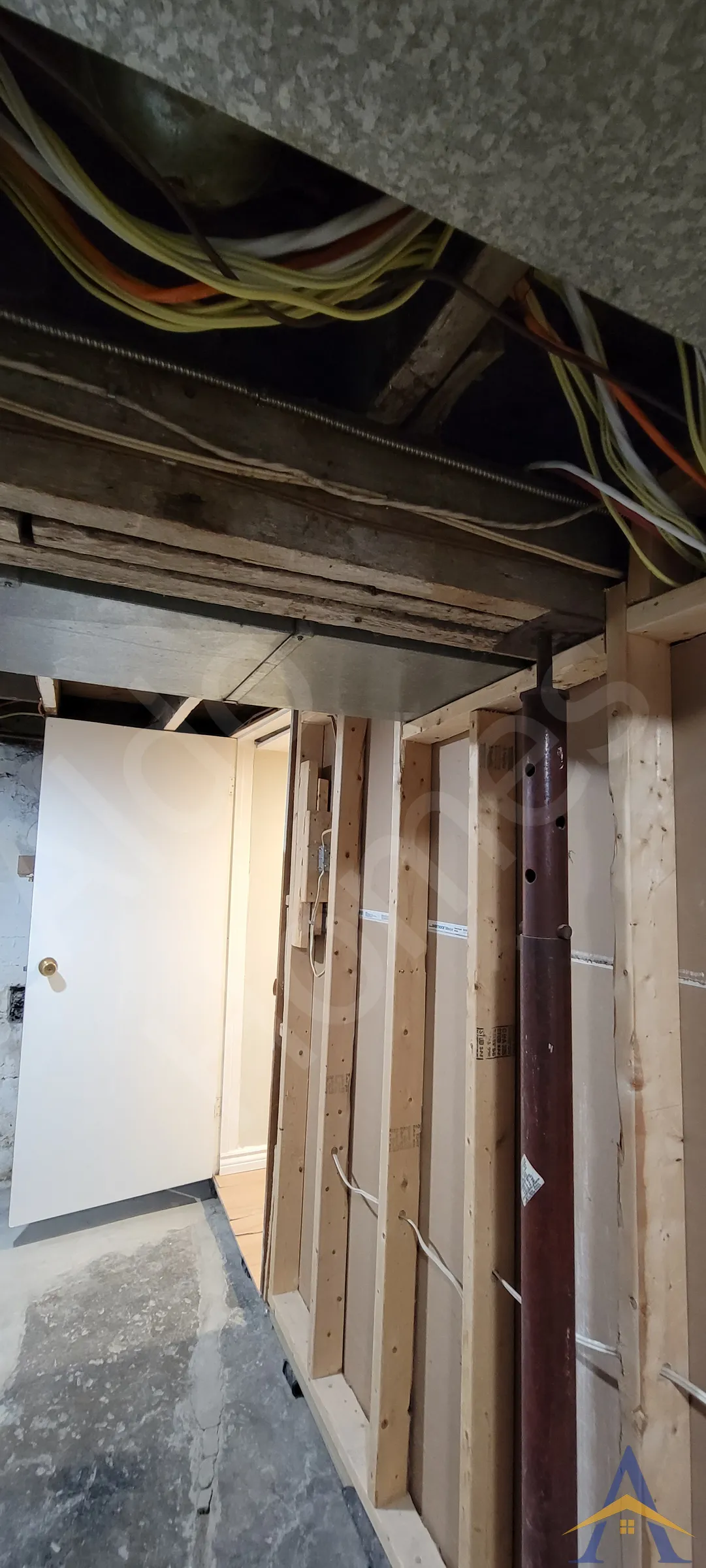 Basement Steel Beam Installation in Oshawa: Jarvis, photo 4