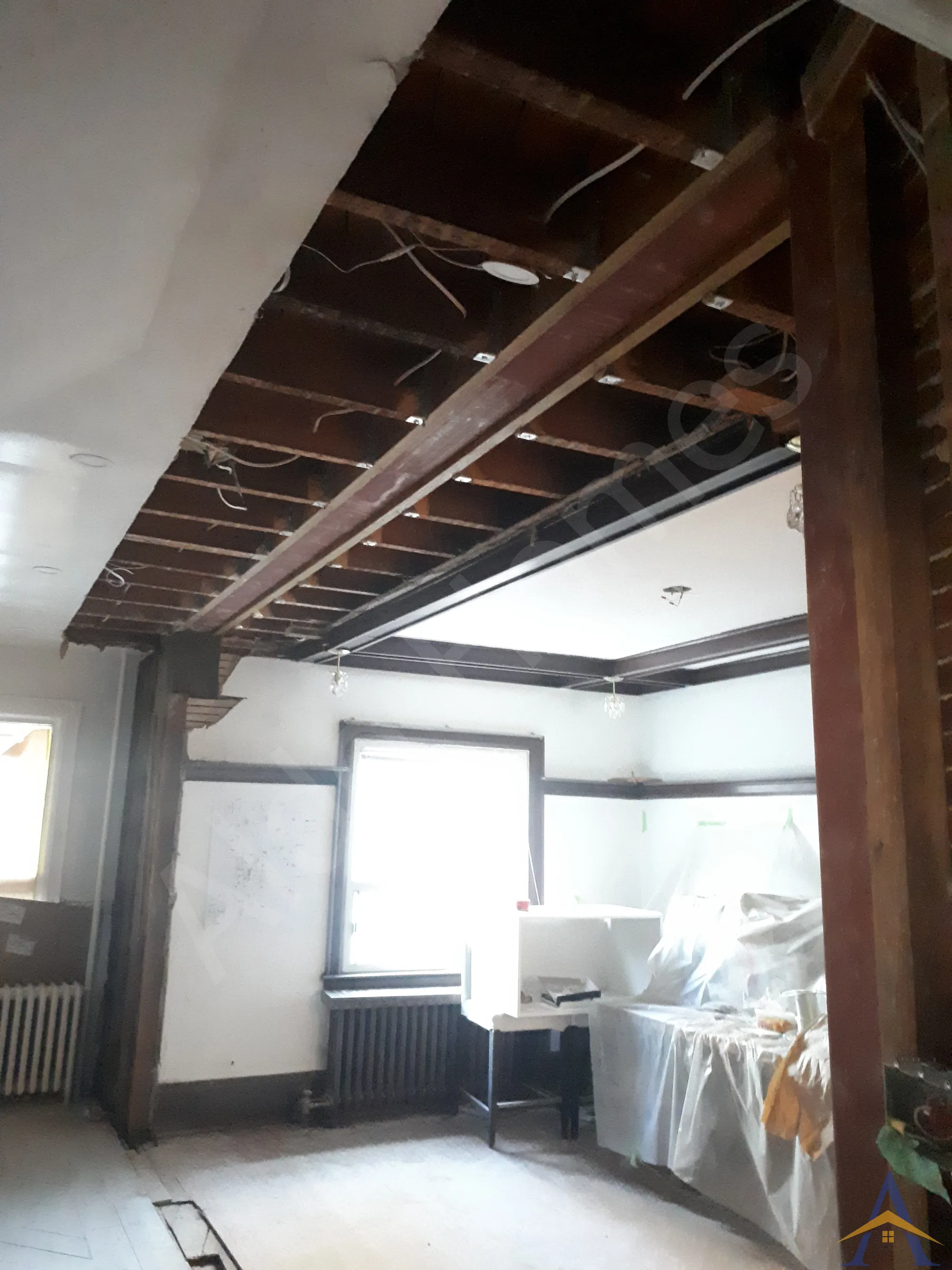 Basement Steel Beam Installation in Toronto: Runnymede Rd, photo 6