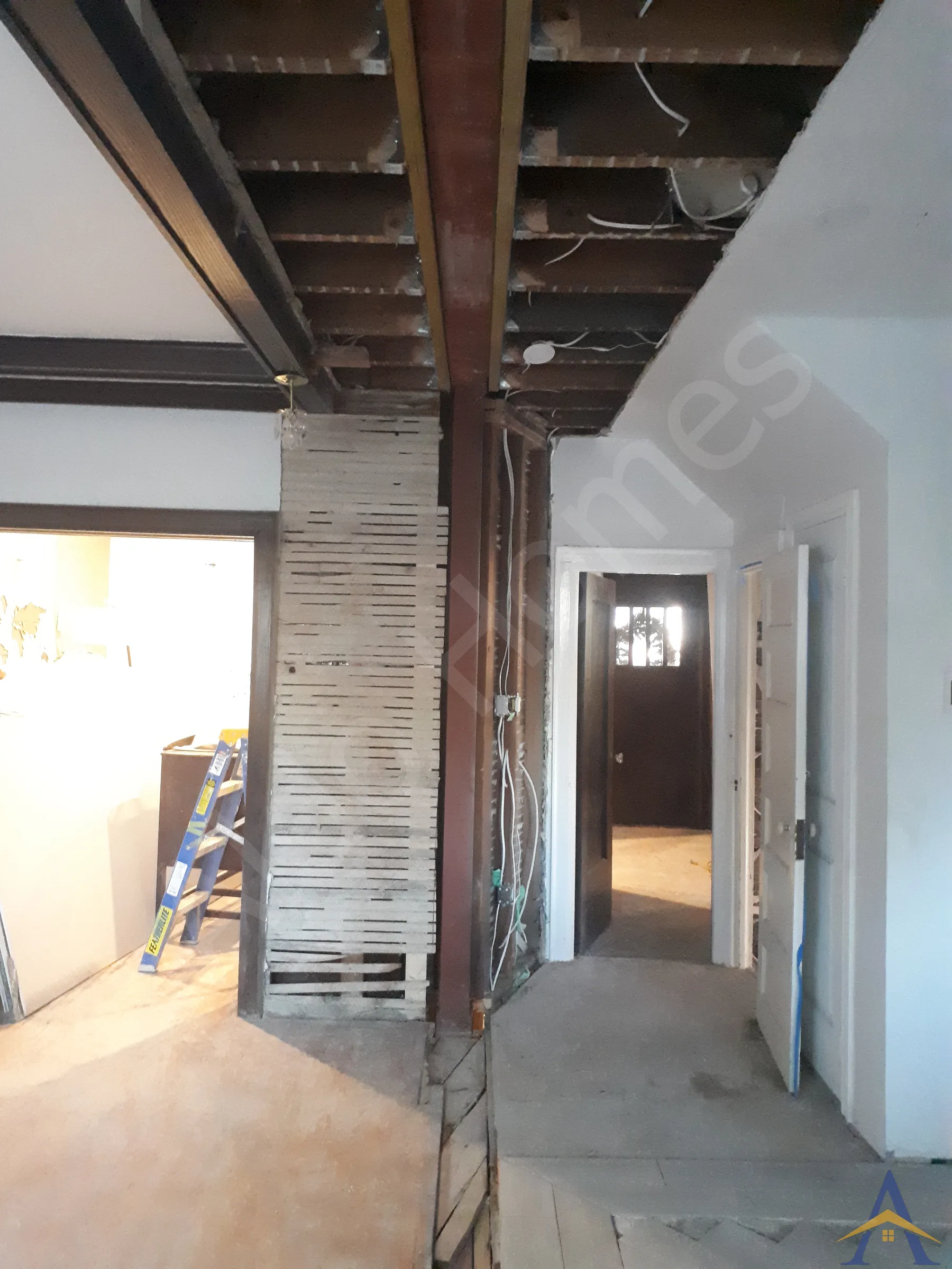 Basement Steel Beam Installation in Toronto: Runnymede Rd, photo 8