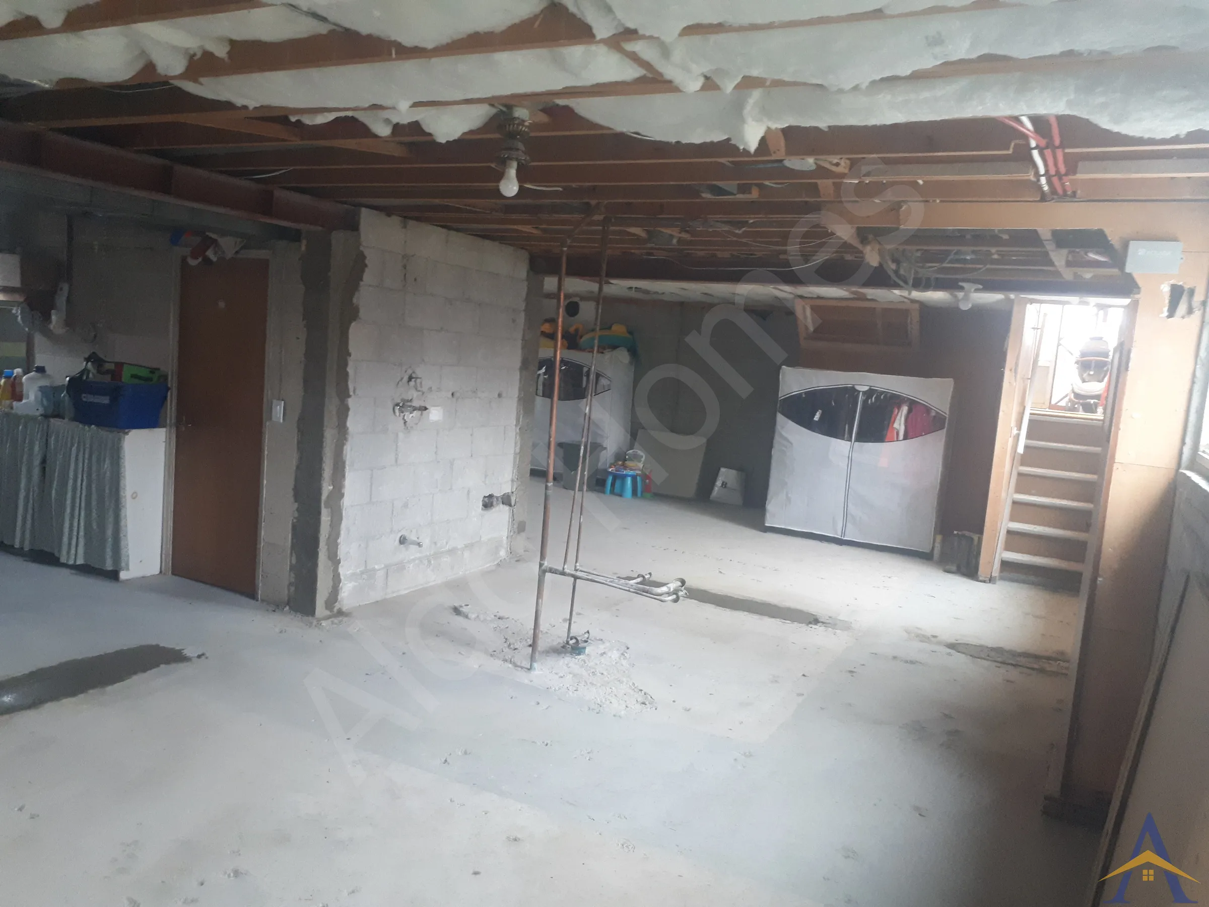 Basement Steel Beam Installation in North York: Tavistock, photo 5