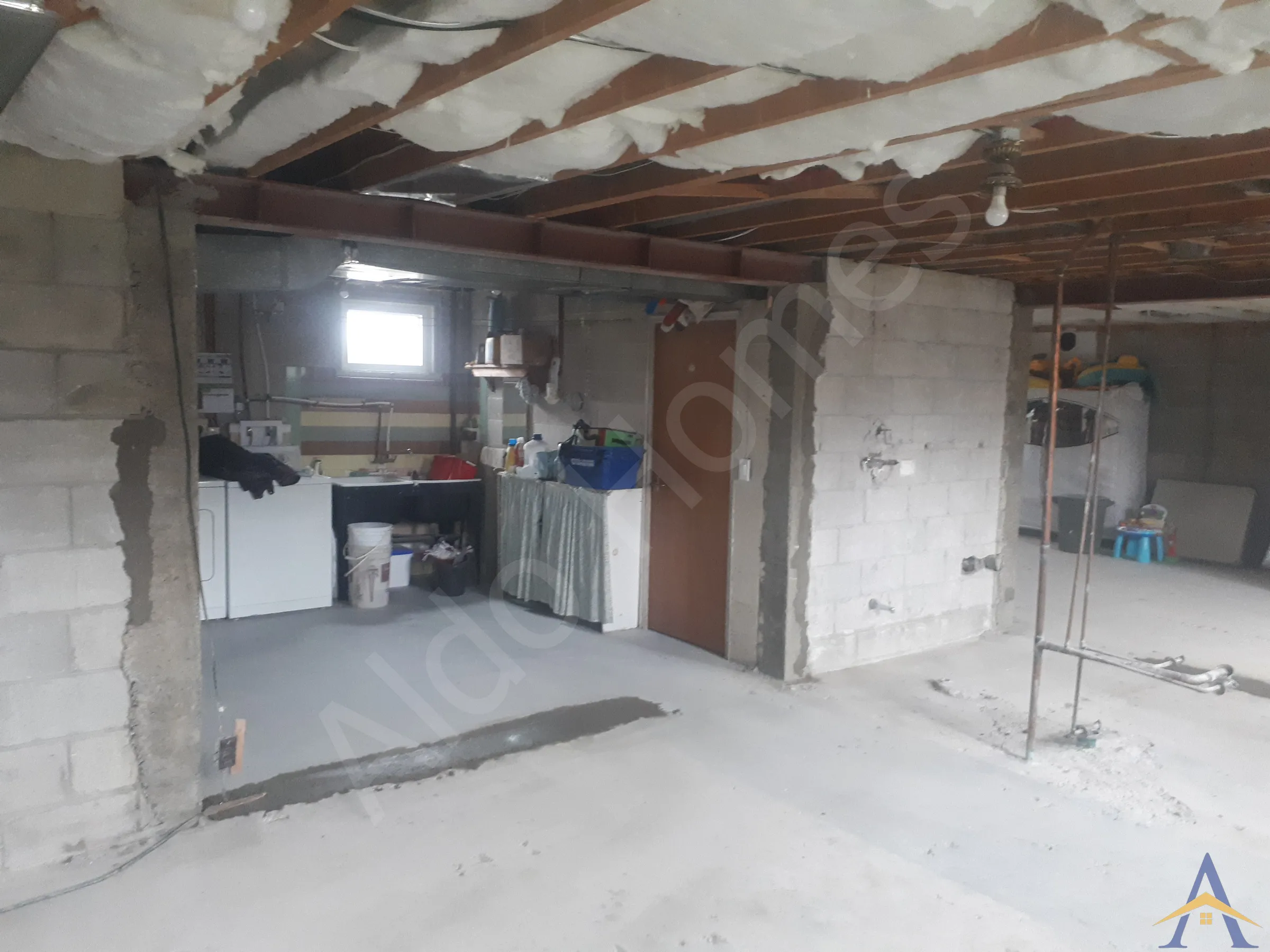 Basement Steel Beam Installation in North York: Tavistock, photo 6