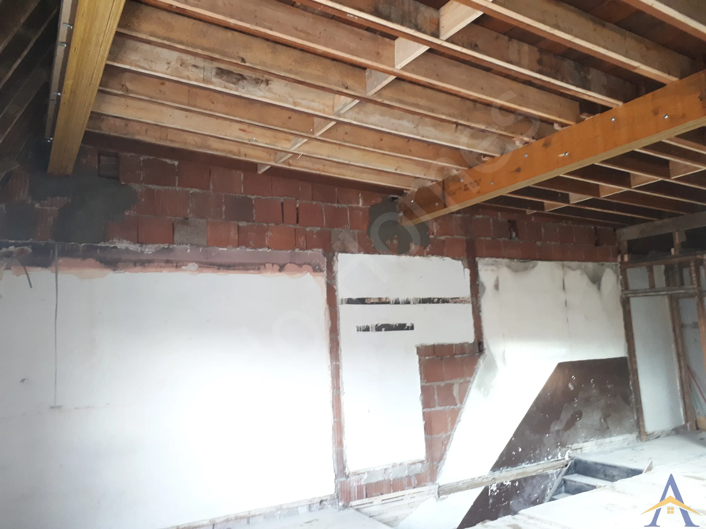 Cathedral Ceiling Conversion in Toronto: Bathurst St, photo 6