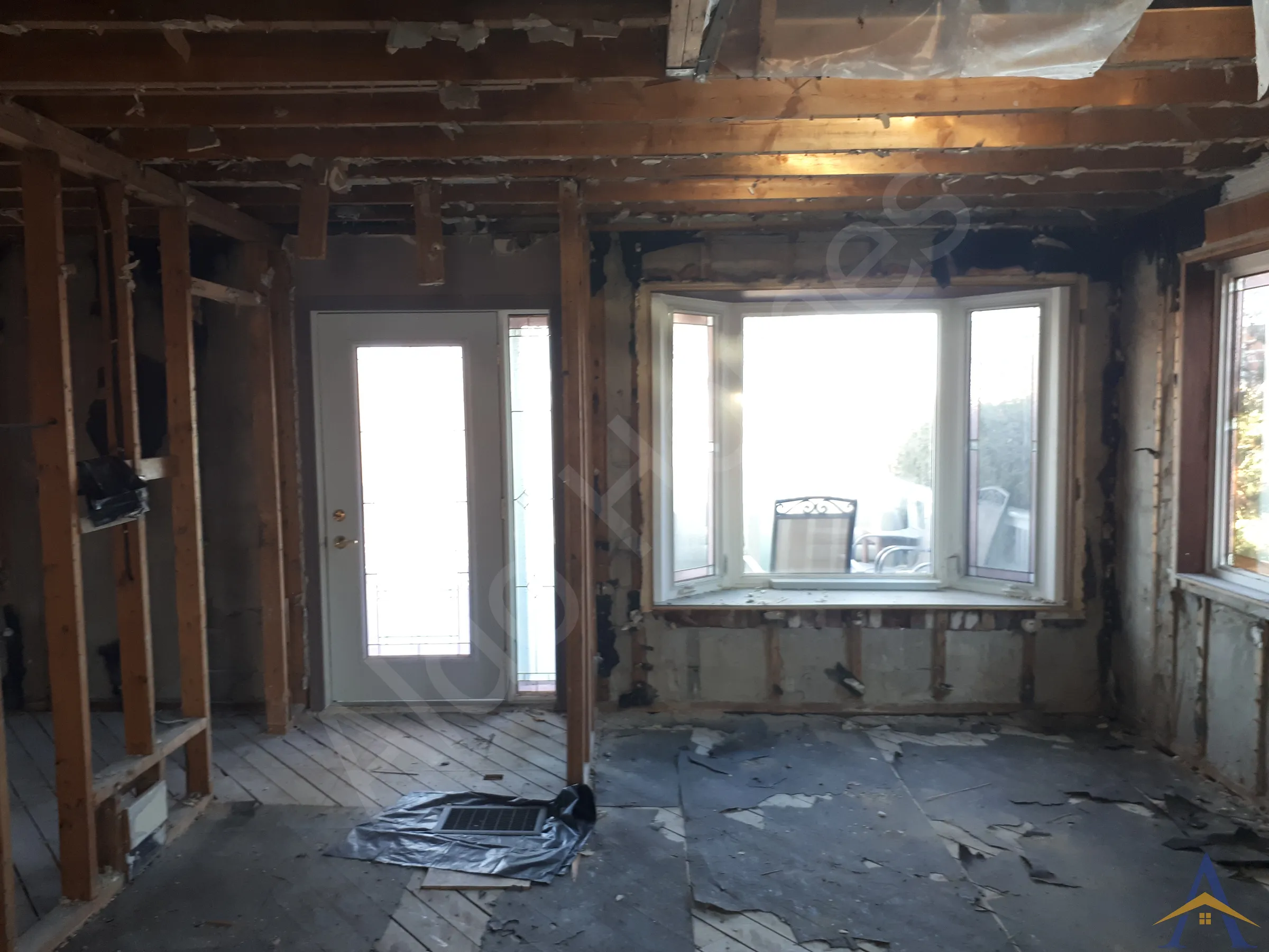 Cathedral Ceiling Conversion in Toronto: Sunnypoint Crescent, photo 2