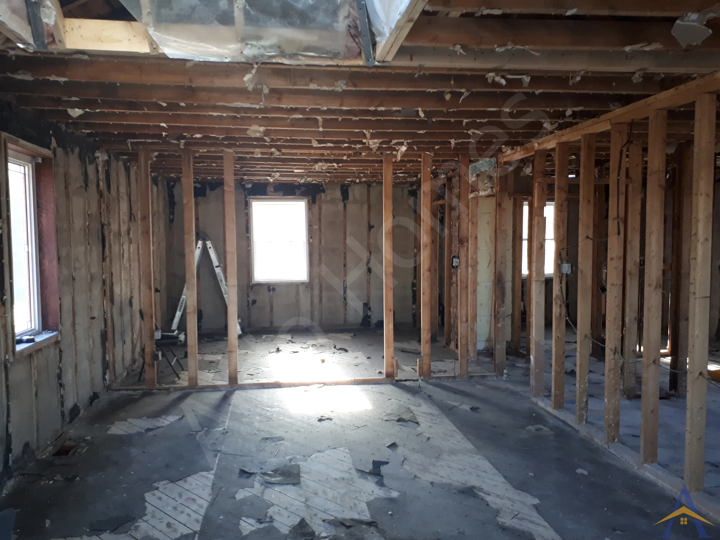 Cathedral Ceiling Conversion in Toronto: Sunnypoint Crescent, photo 3