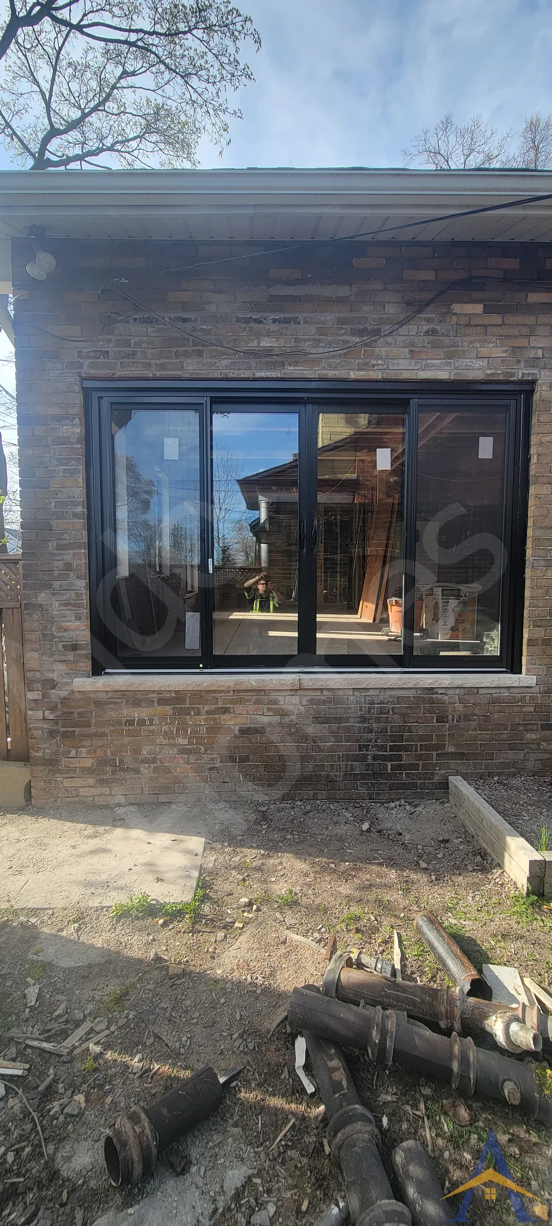 Exterior Wall Opening in Toronto: Gerrard Street East, photo 2