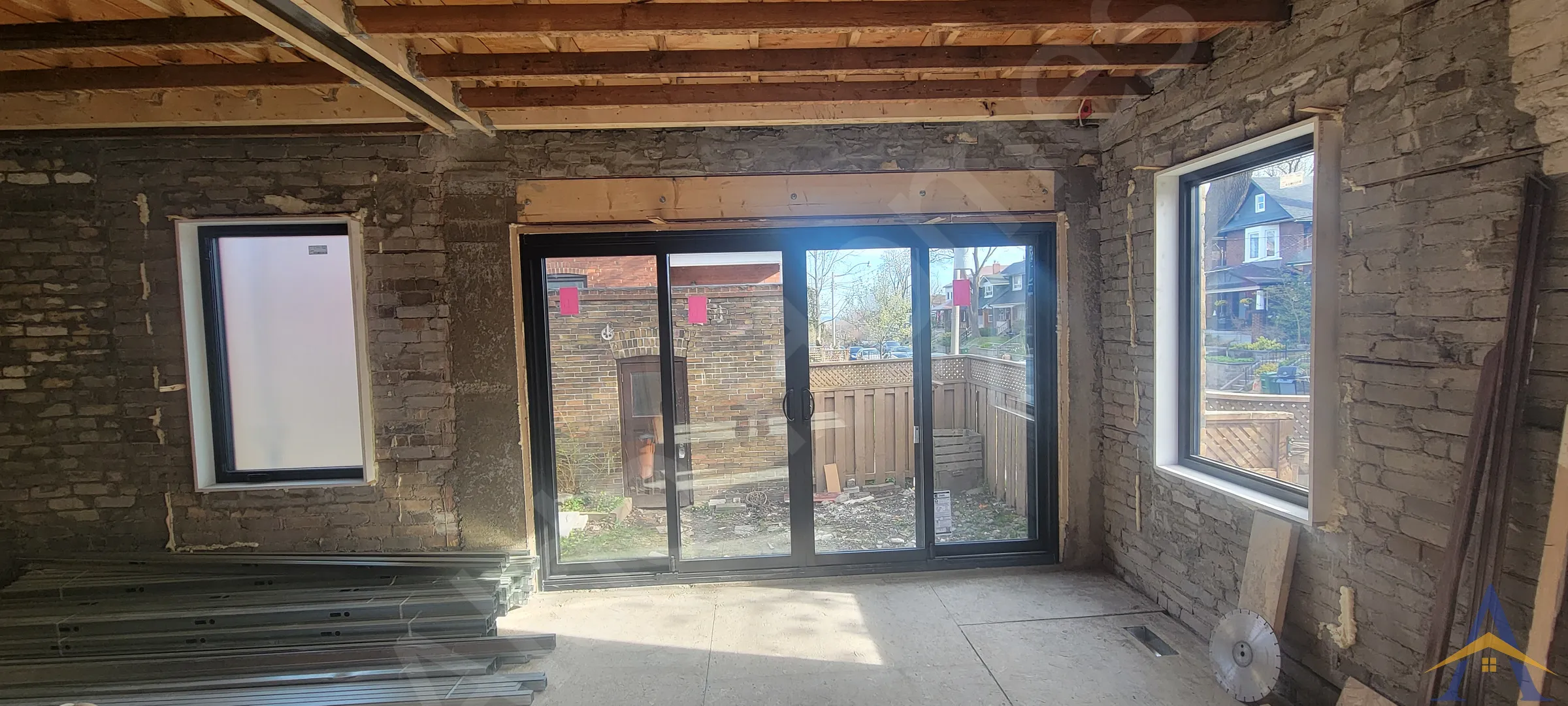 Exterior Wall Opening in Toronto: Gerrard Street East, photo 6