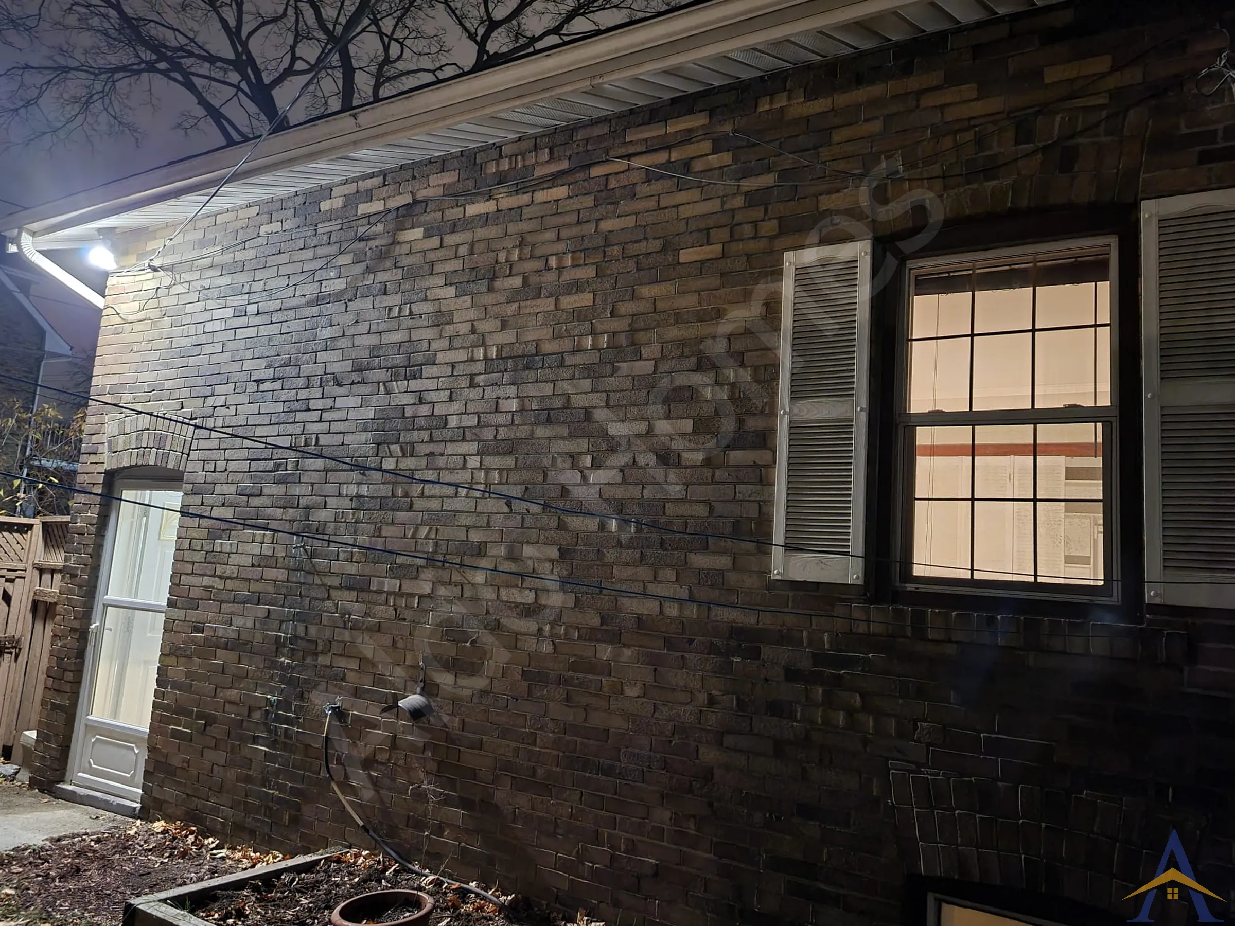 Exterior Wall Opening in Toronto: Gerrard Street East, photo 7