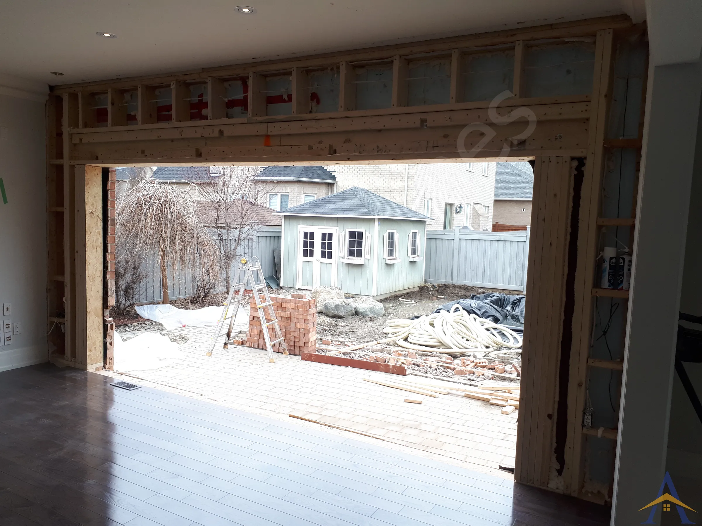 Exterior Wall Opening in Woodbridge: Green Manor, photo 4