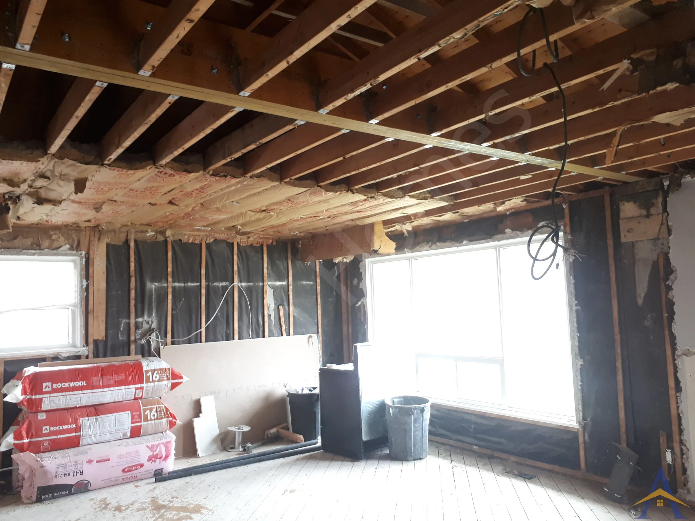 Bungalow Load-Bearing Wall Removal in Scarborough: Doerr, photo 4