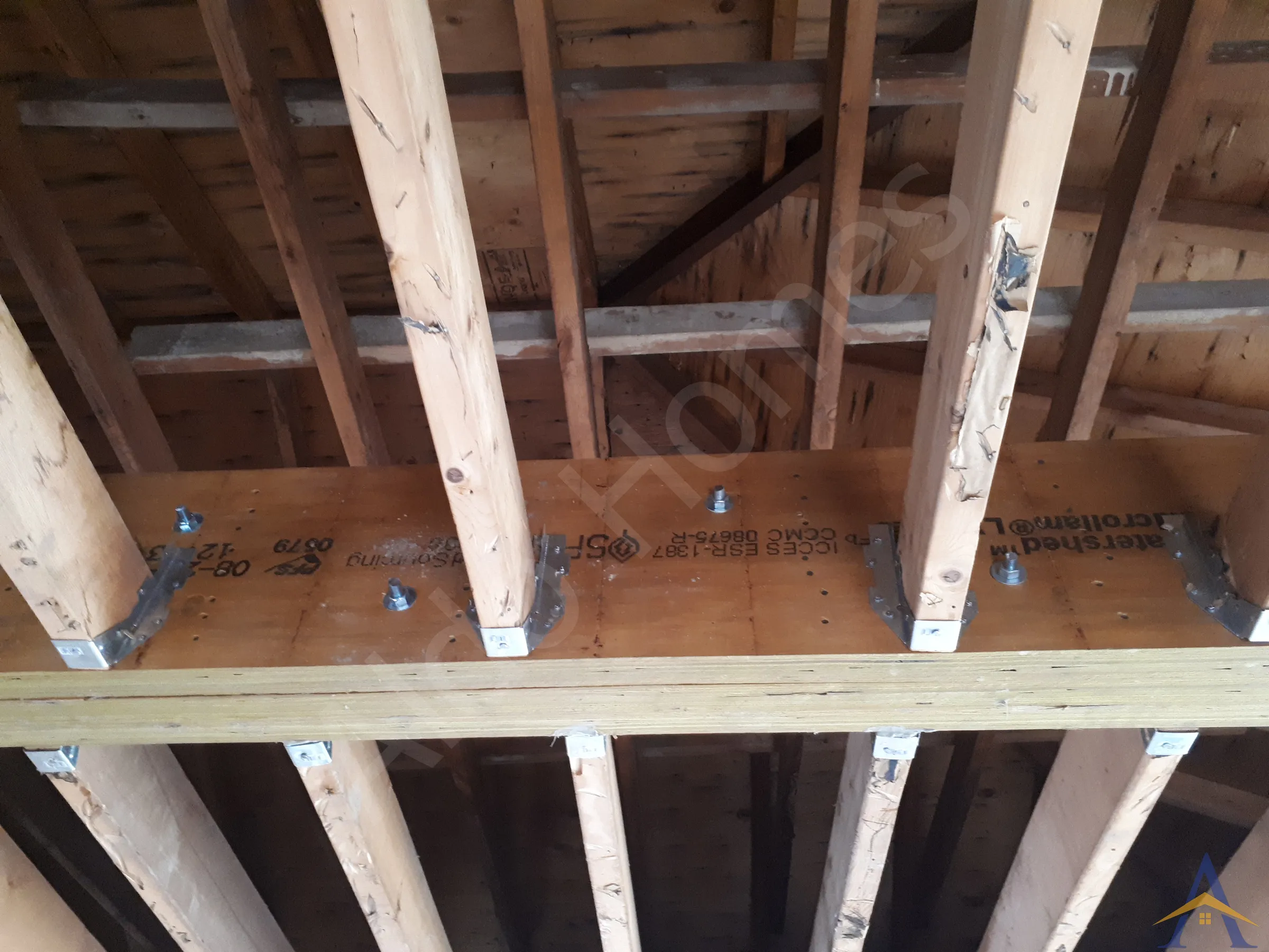 Bungalow Load-Bearing Wall Removal in Scarborough: Doerr, photo 5
