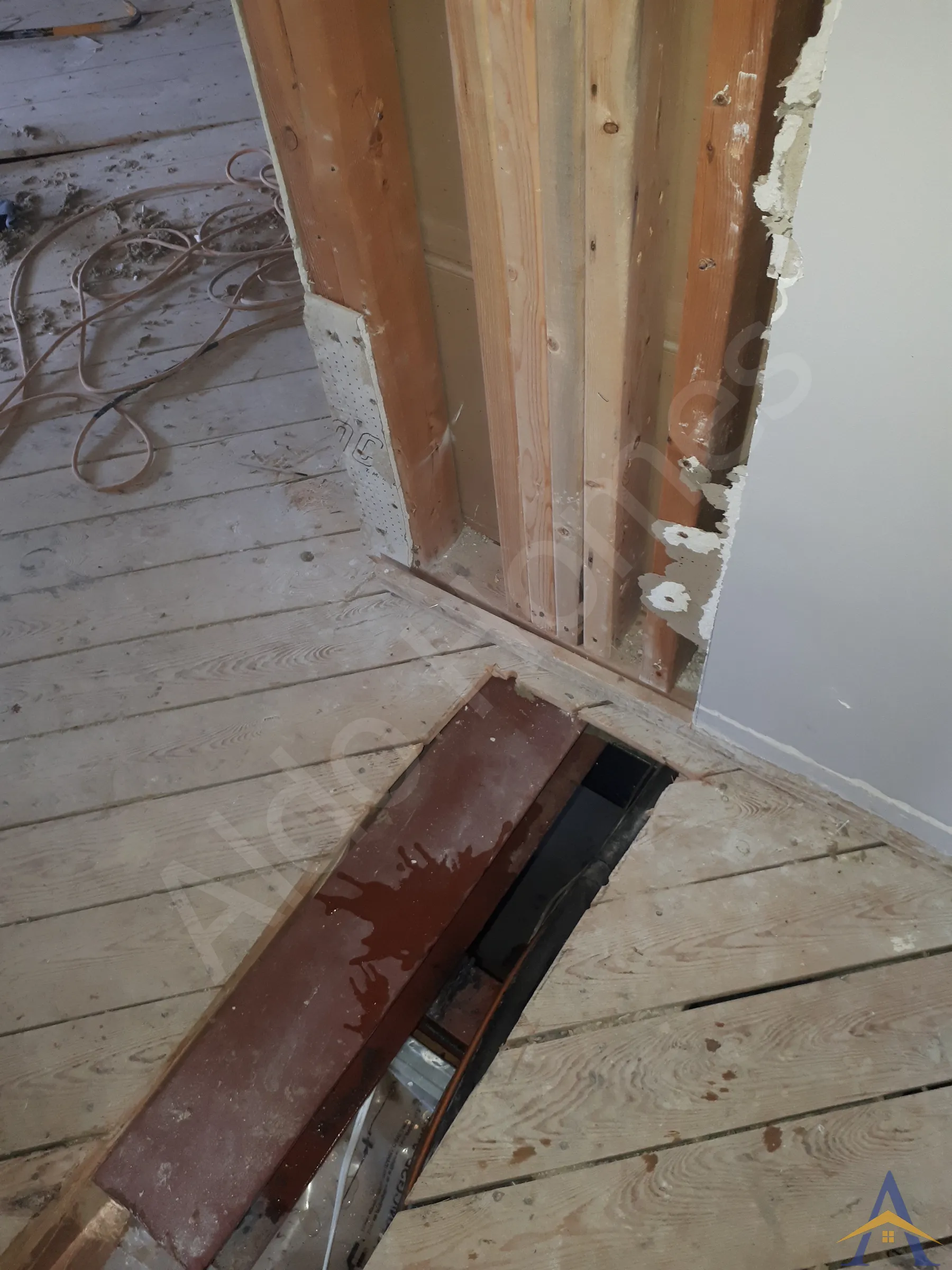 Bungalow Load-Bearing Wall Removal in Scarborough: Doerr, photo 8