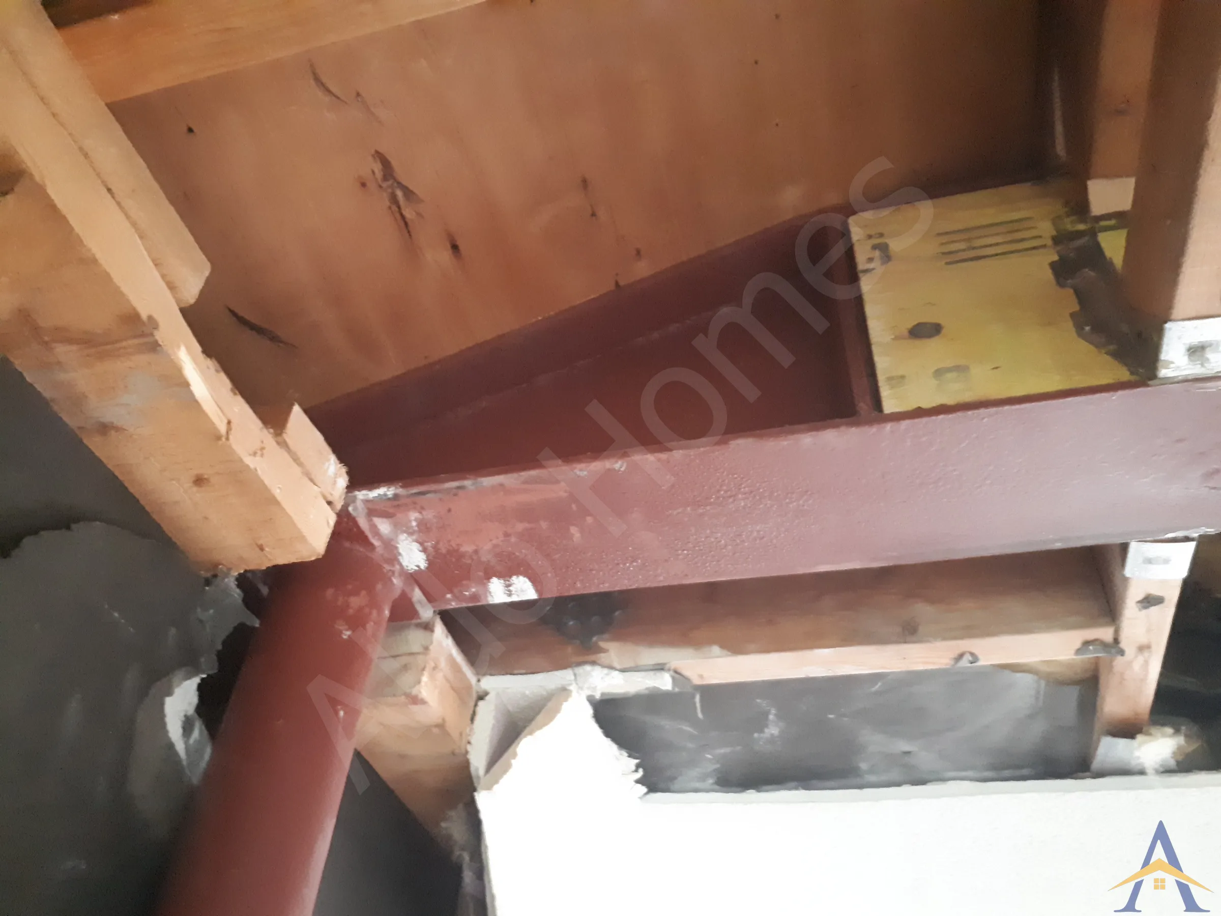 Bungalow Load-Bearing Wall Removal in Whitby: Lupin Drive, photo 3