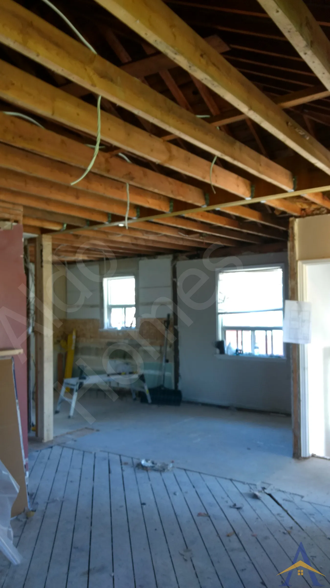 Bungalow Load-Bearing Wall Removal in Toronto: Oxford