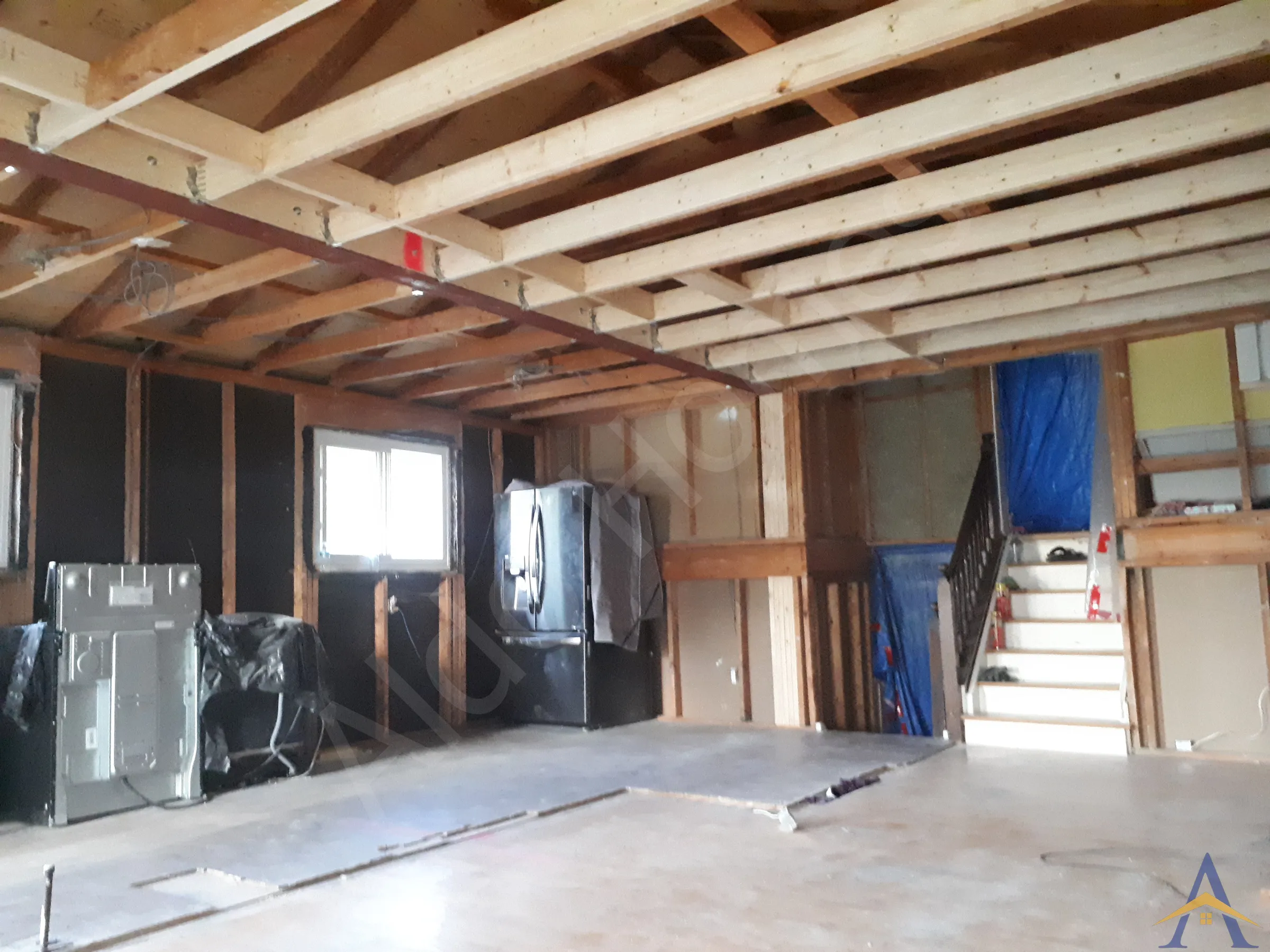 Bungalow Load-Bearing Wall Removal in Oakville: Palletine, photo 6