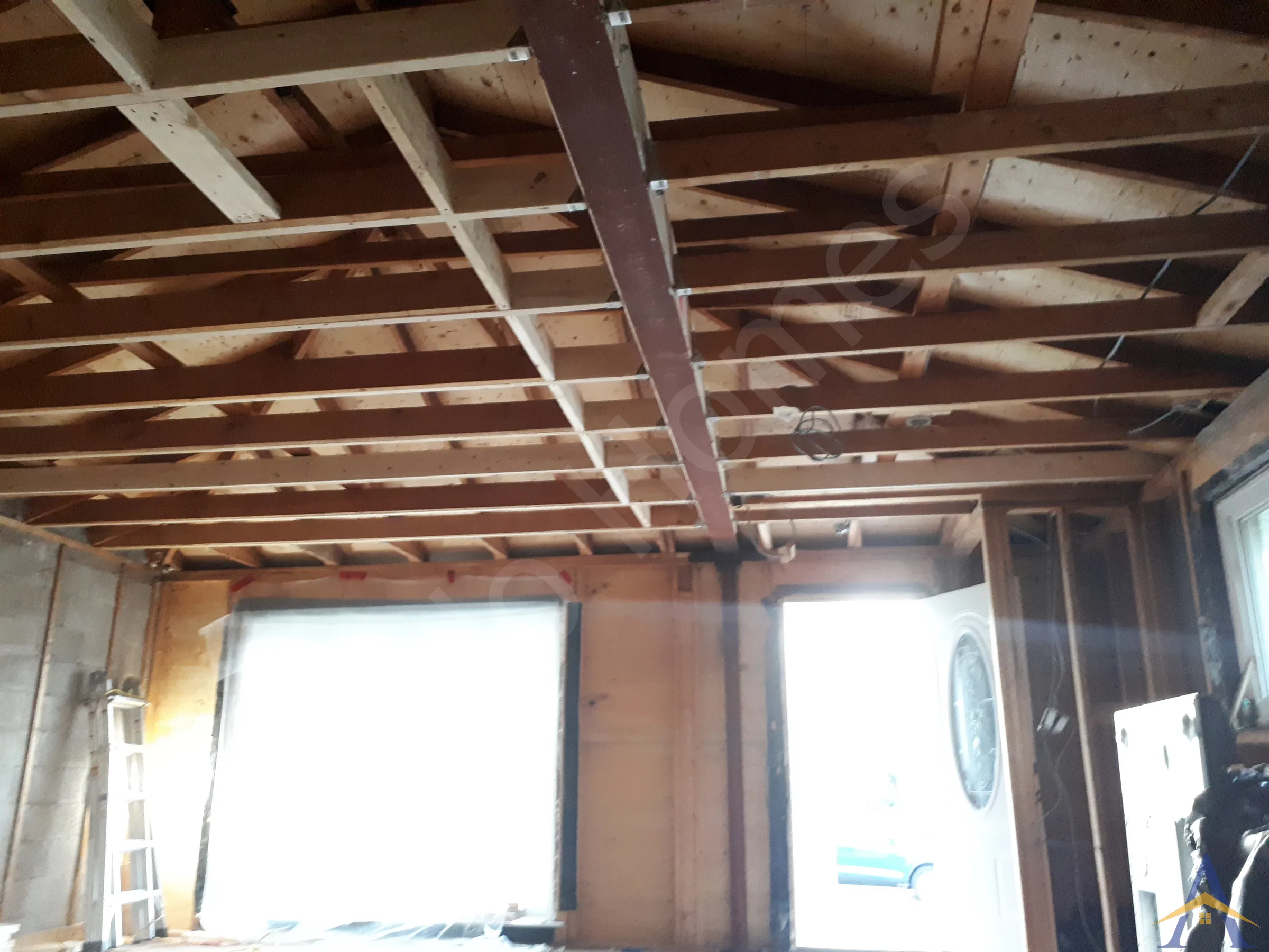 Bungalow Load-Bearing Wall Removal in Oakville: Palletine, photo 9