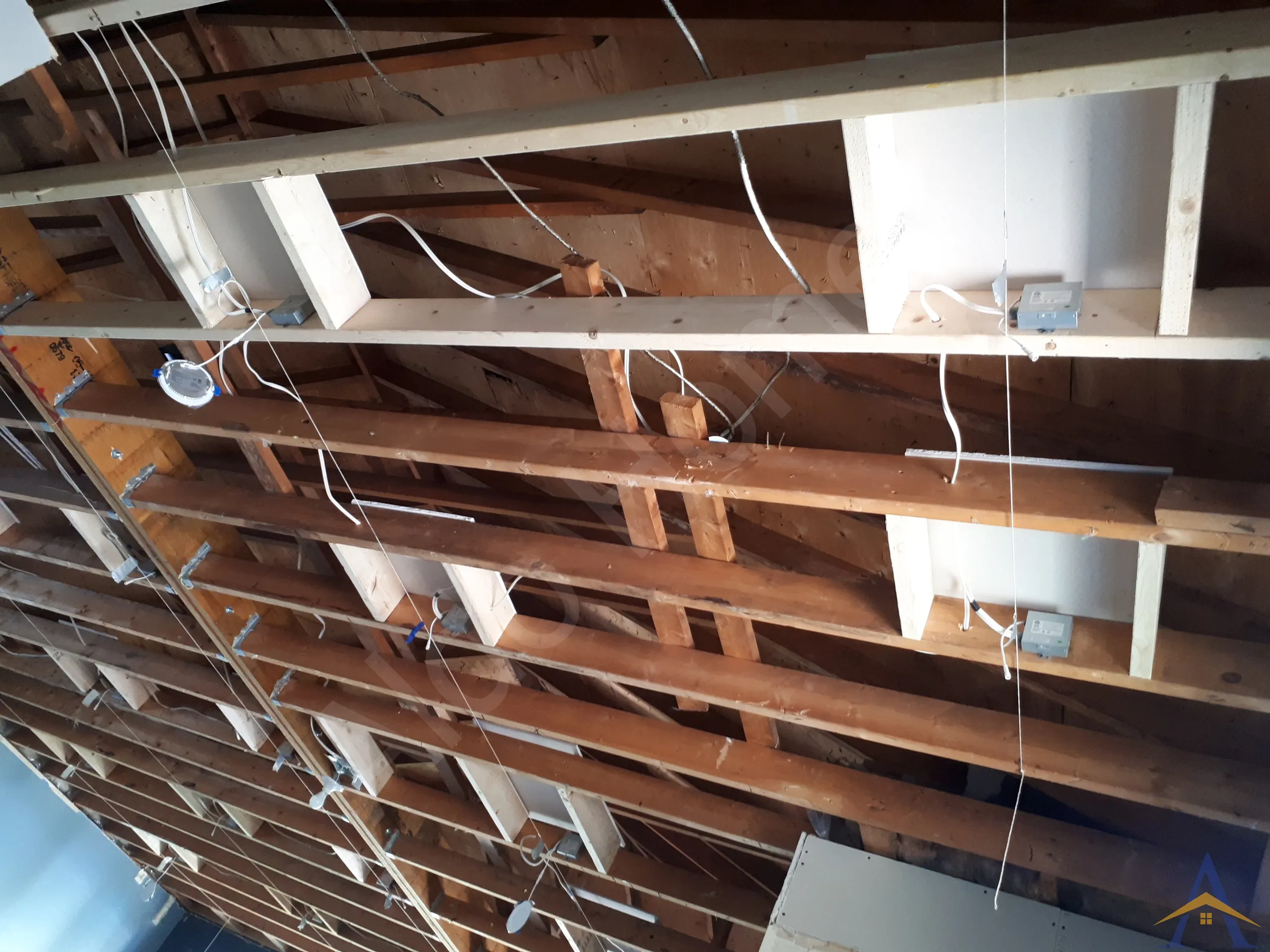 Bungalow Load-Bearing Wall Removal in North York: Prestbury, photo 2