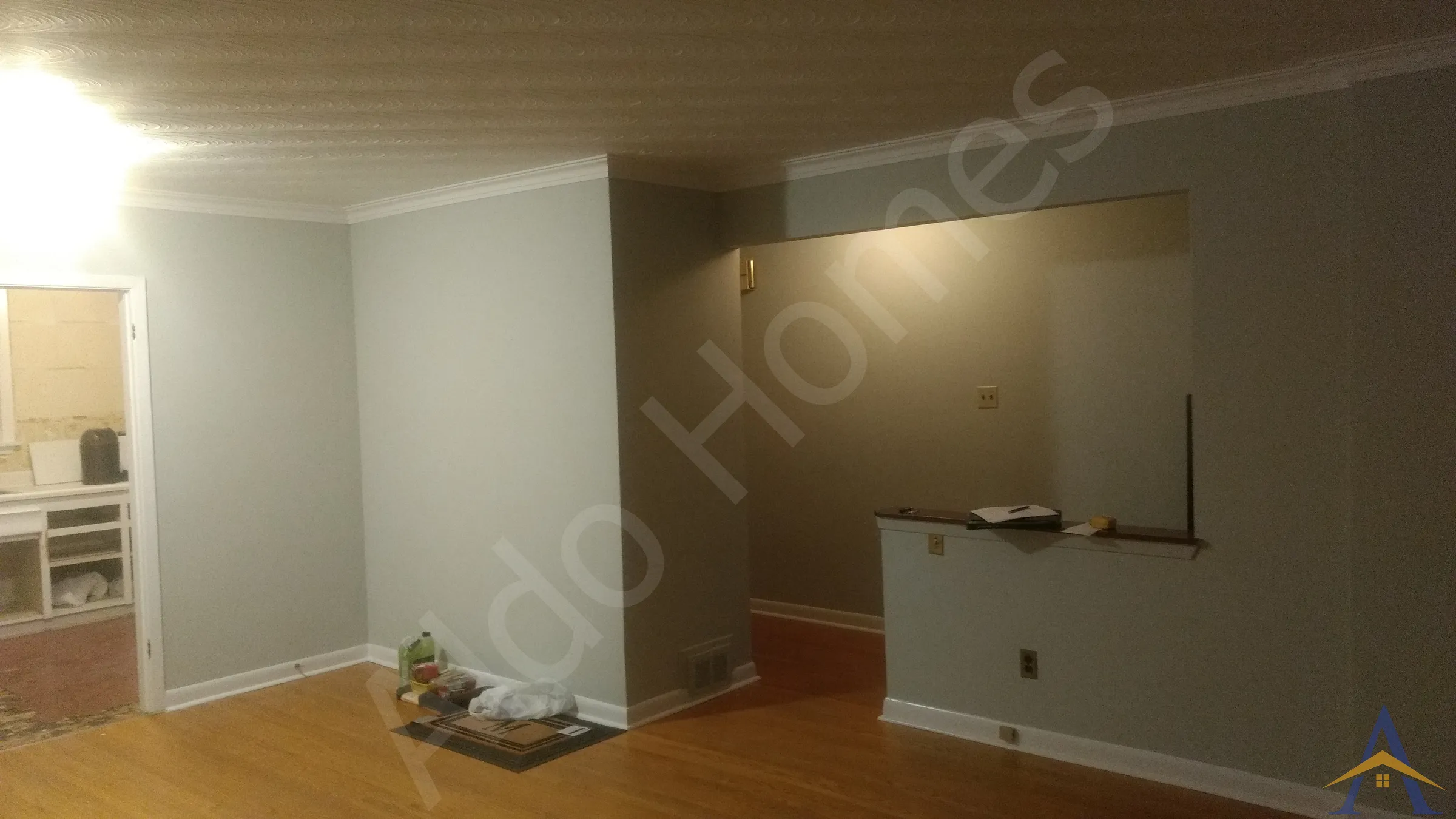 Bungalow Load-Bearing Wall Removal in North York: Tavistock, photo 2