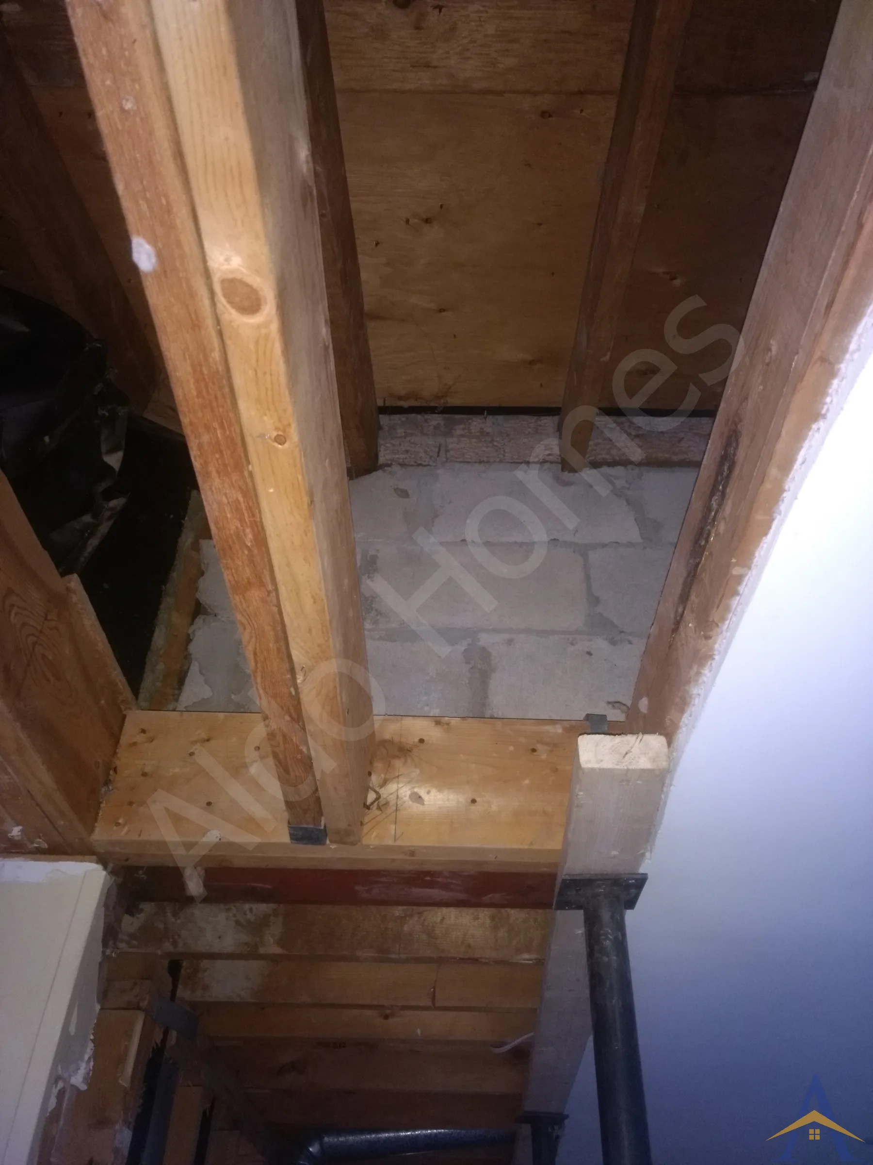 Load-Bearing Wall Removal in Mississauga: 10th Line W, photo 3