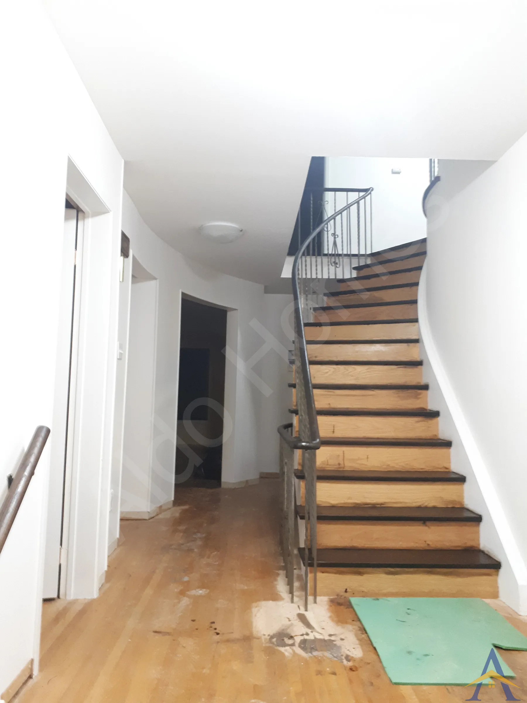 Load-Bearing Wall Removal in Markham: Apple Orchard Path