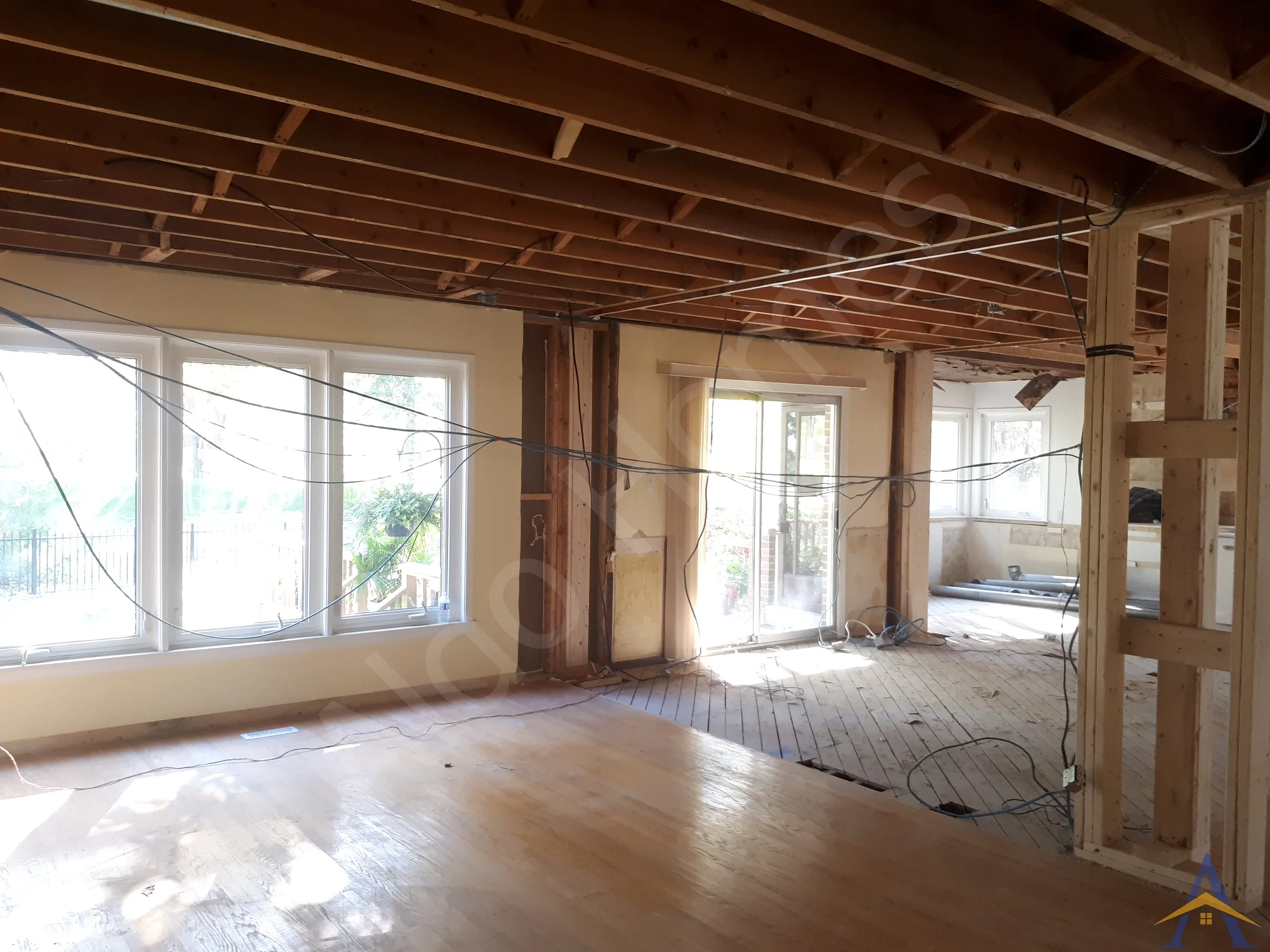Load-Bearing Wall Removal in Markham: Apple Orchard Path, photo 3