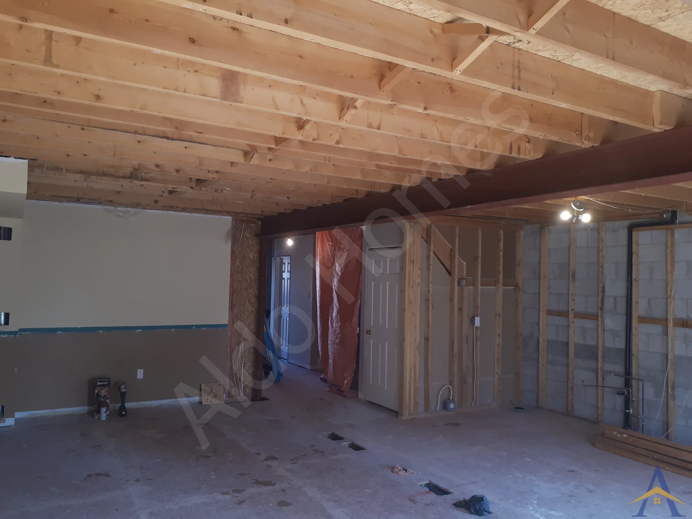 Load-Bearing Wall Removal in Oakville: Blackburn, photo 5