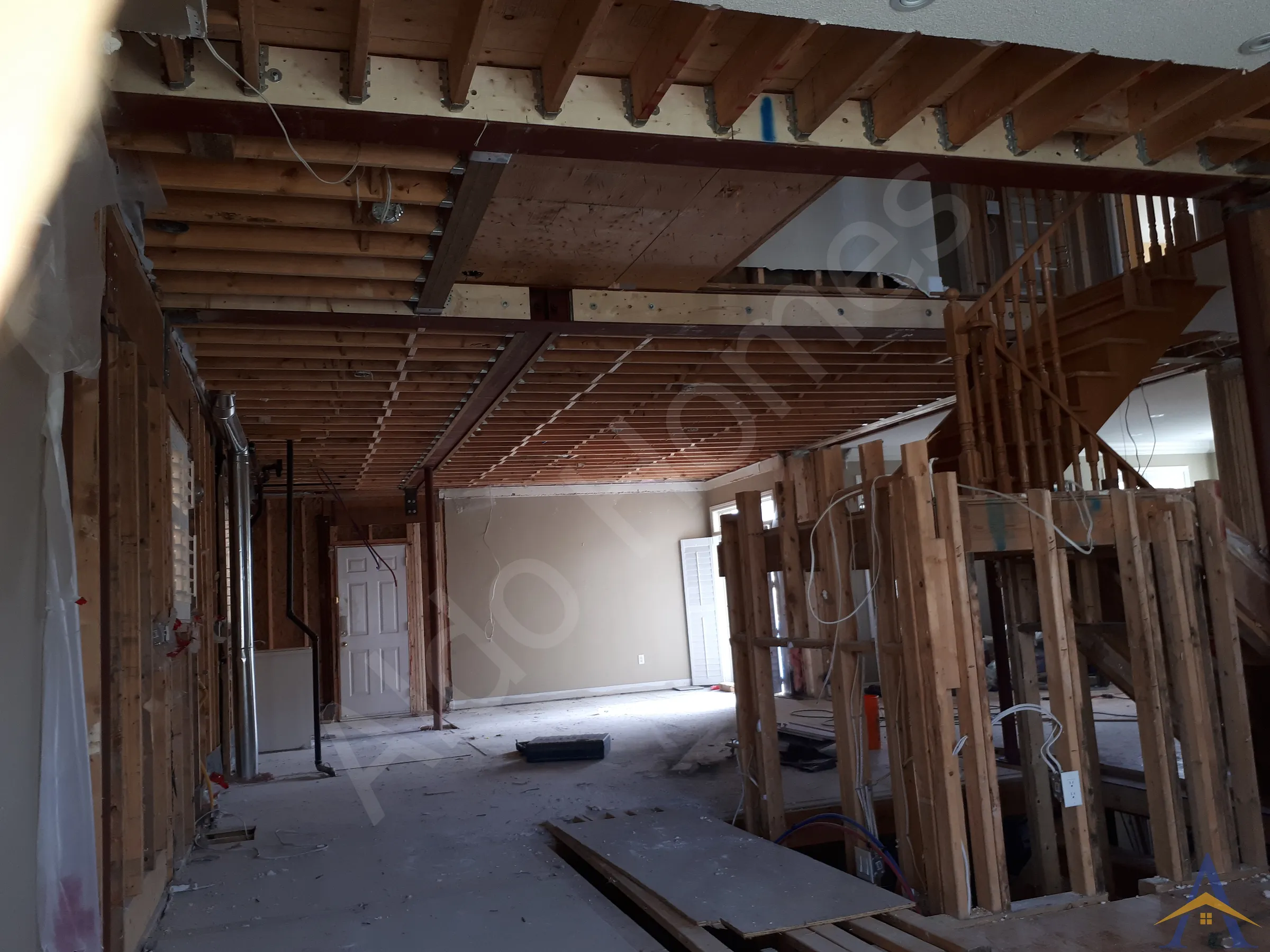 Load-Bearing Wall Removal in Markham: Crescent Park Lane, photo 7