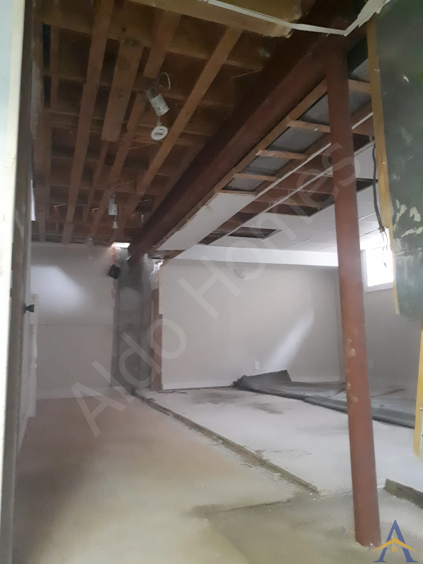 Load-Bearing Wall Removal in Burlington: Donna crt