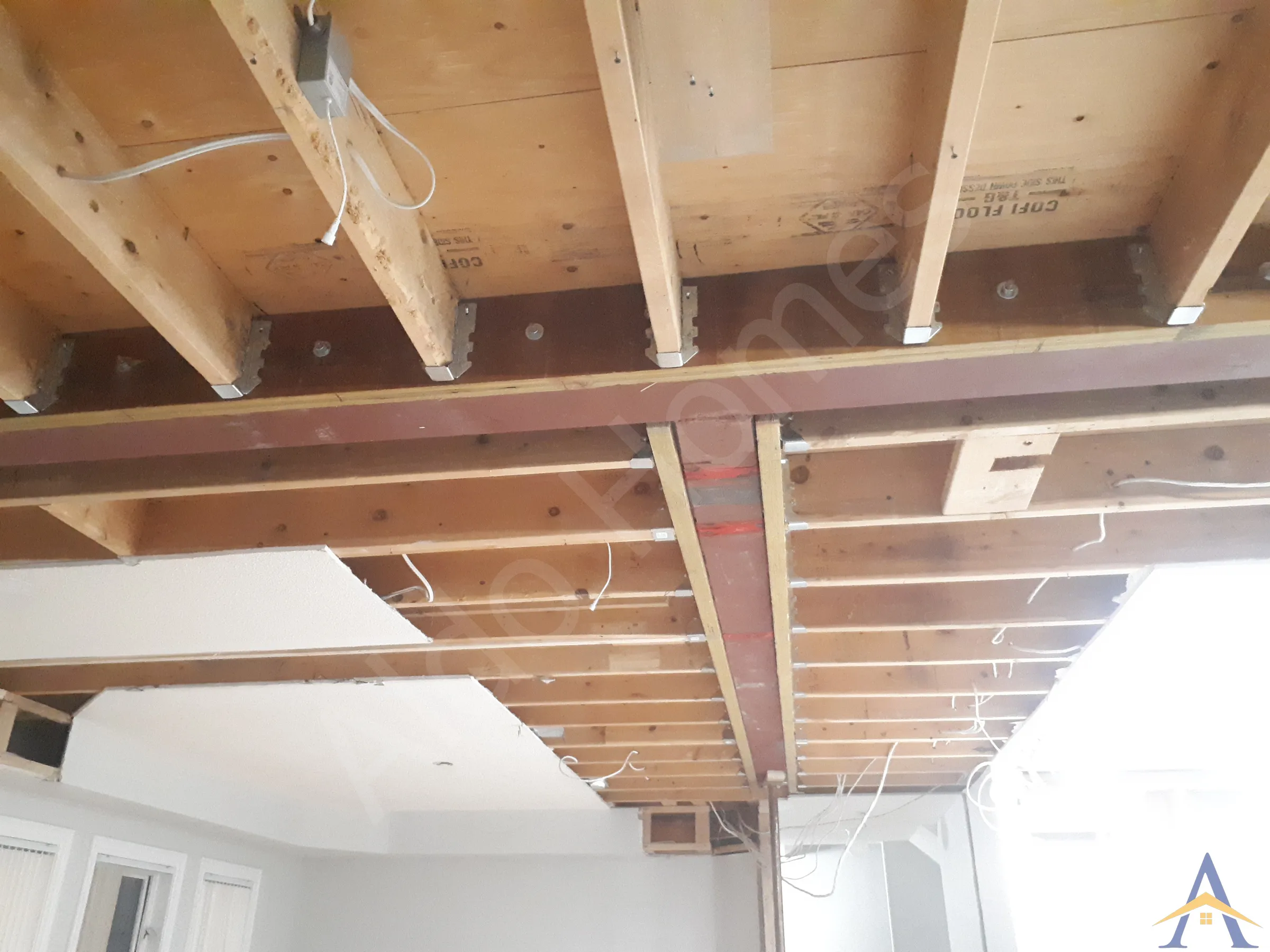 Load-Bearing Wall Removal in Vaughan: Foxfield, photo 2