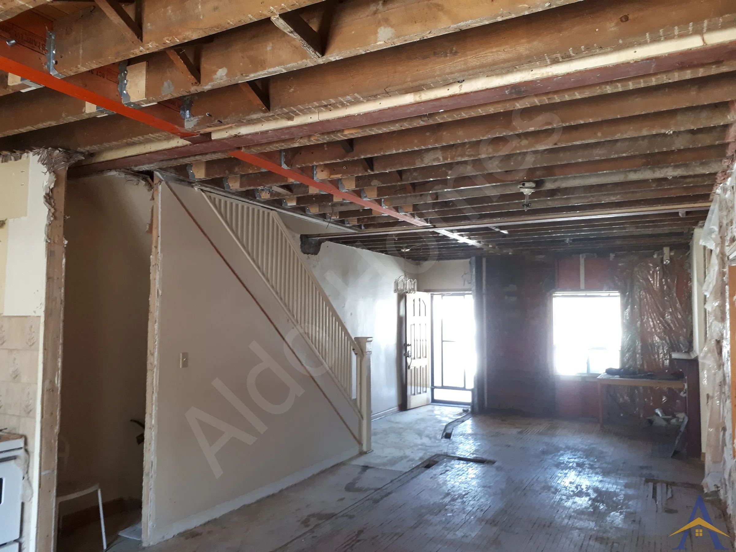 Load-Bearing Wall Removal in Toronto: Harvie Ave, photo 5