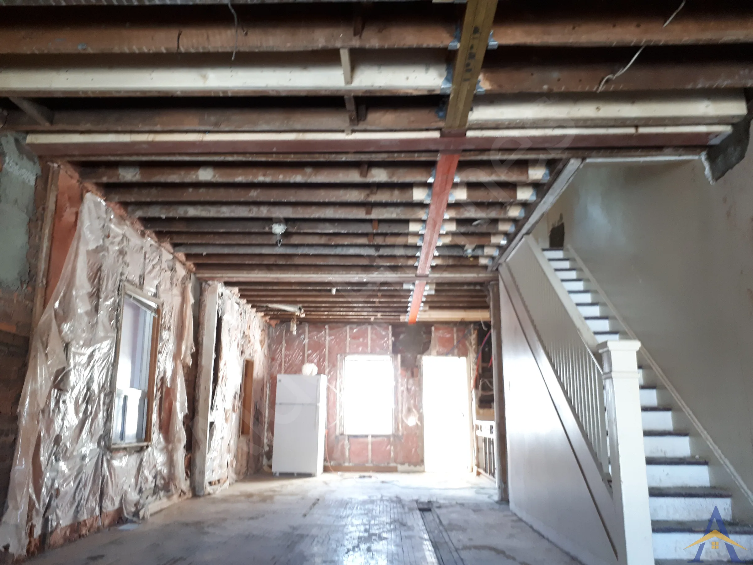 Load-Bearing Wall Removal in Toronto: Harvie Ave, photo 6