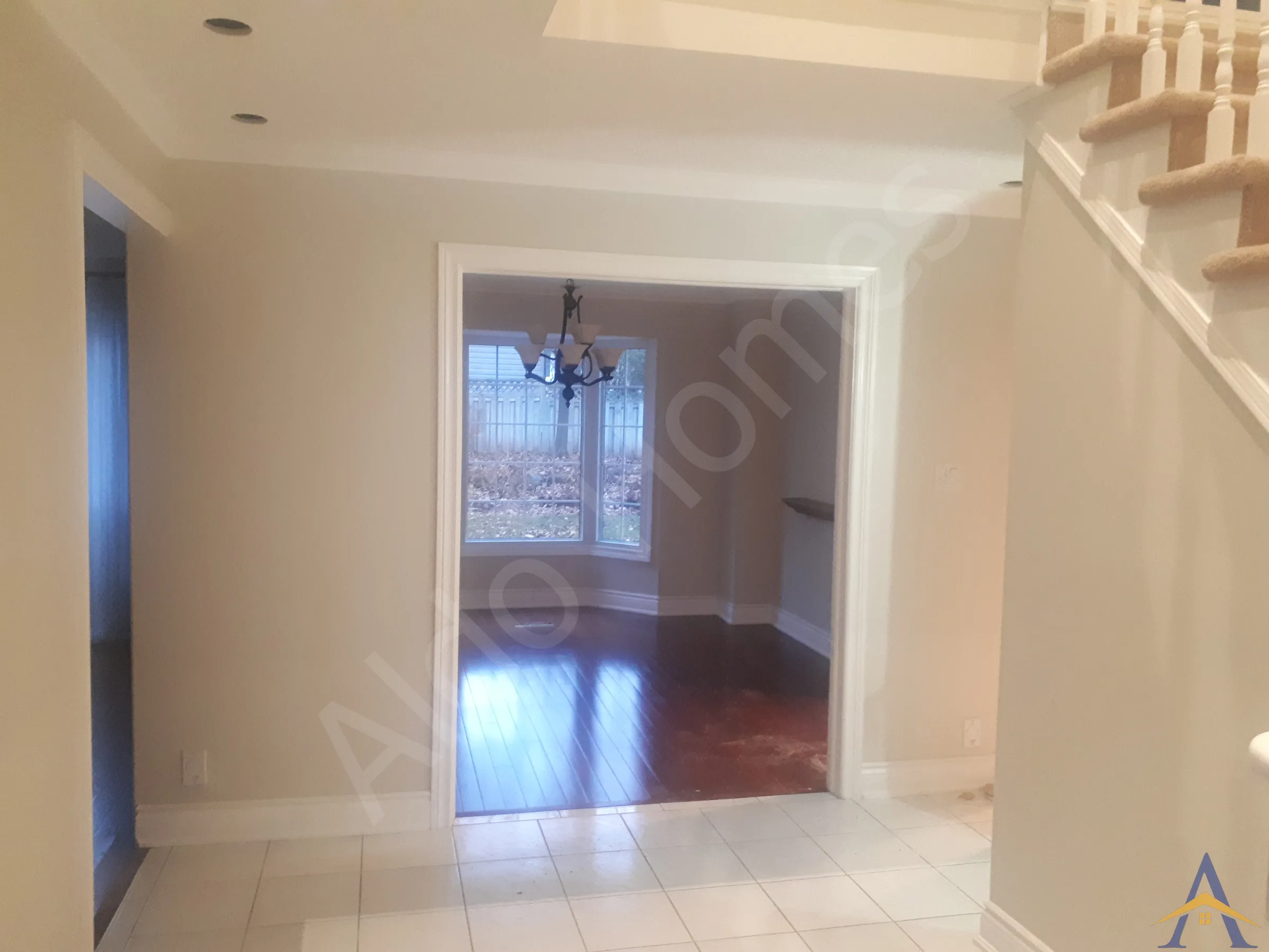 Load-Bearing Wall Removal in Oakville: Madden Blvd, photo 2