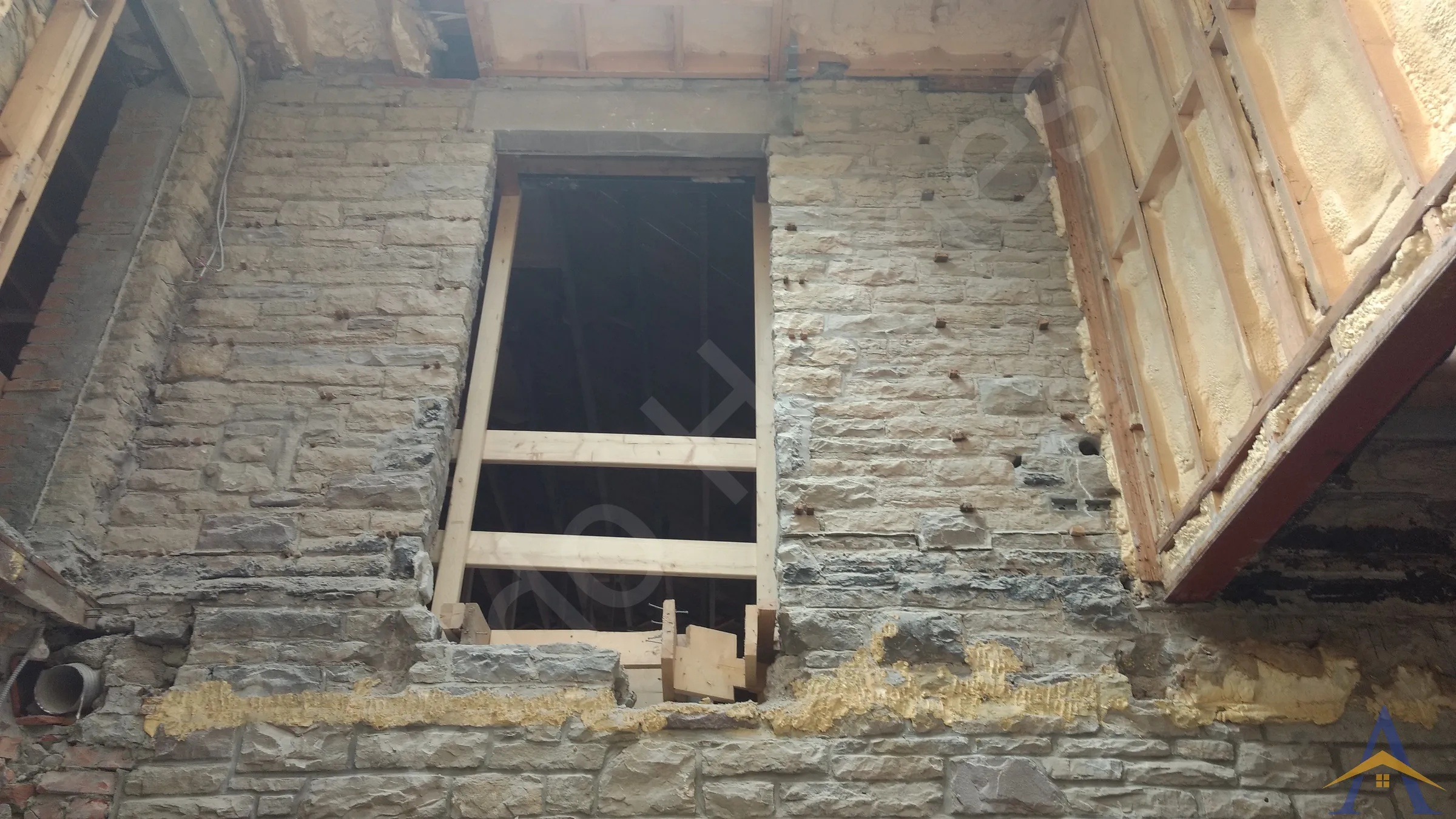 Load-Bearing Wall Removal in Toronto: Old Forest Hill Rd
