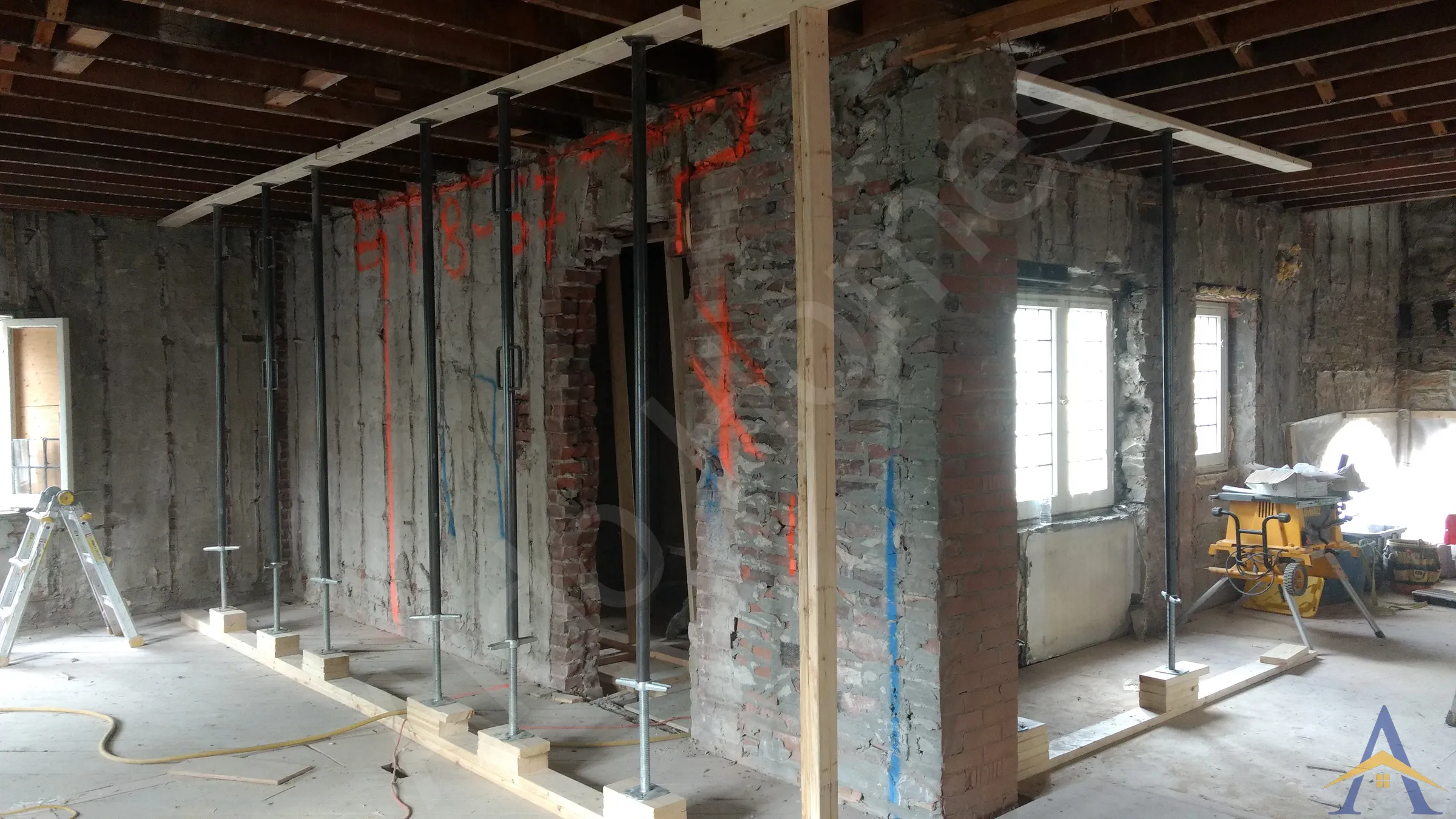 Load-Bearing Wall Removal in Toronto: Old Forest Hill Rd, photo 12