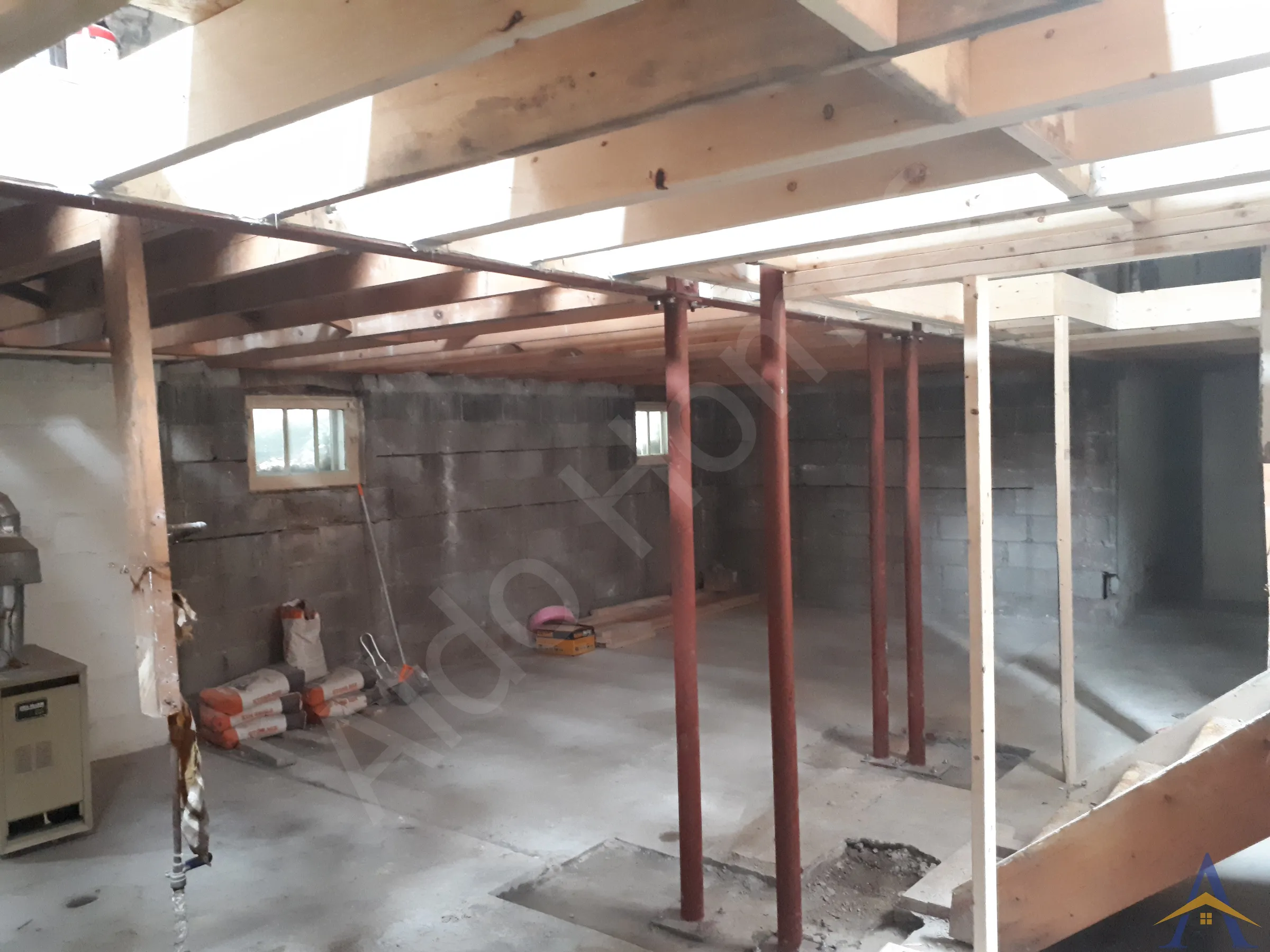 Basement Steel Beam Installation in Toronto: Peveril Hill N, photo 13