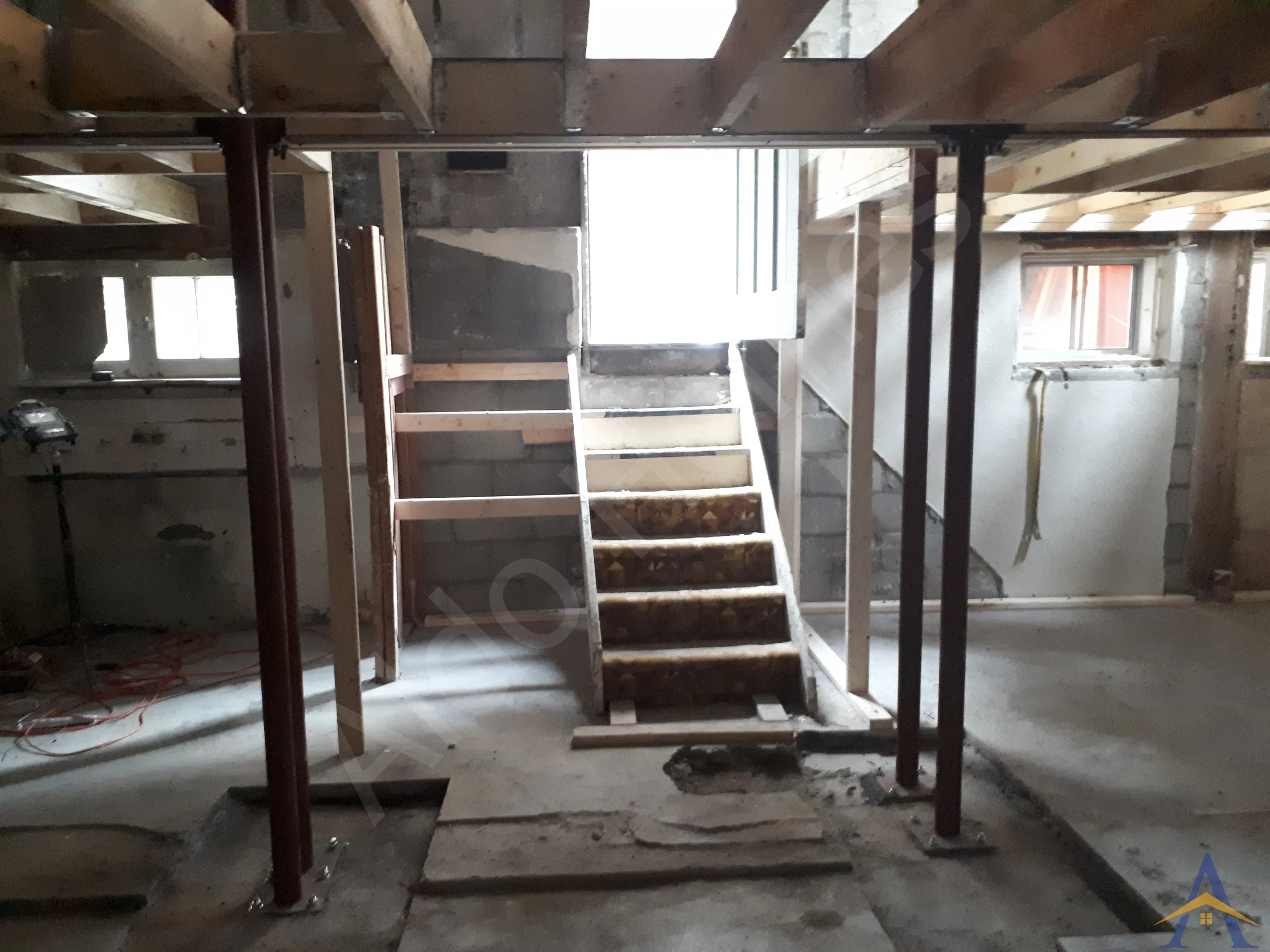 Basement Steel Beam Installation in Toronto: Peveril Hill N, photo 15