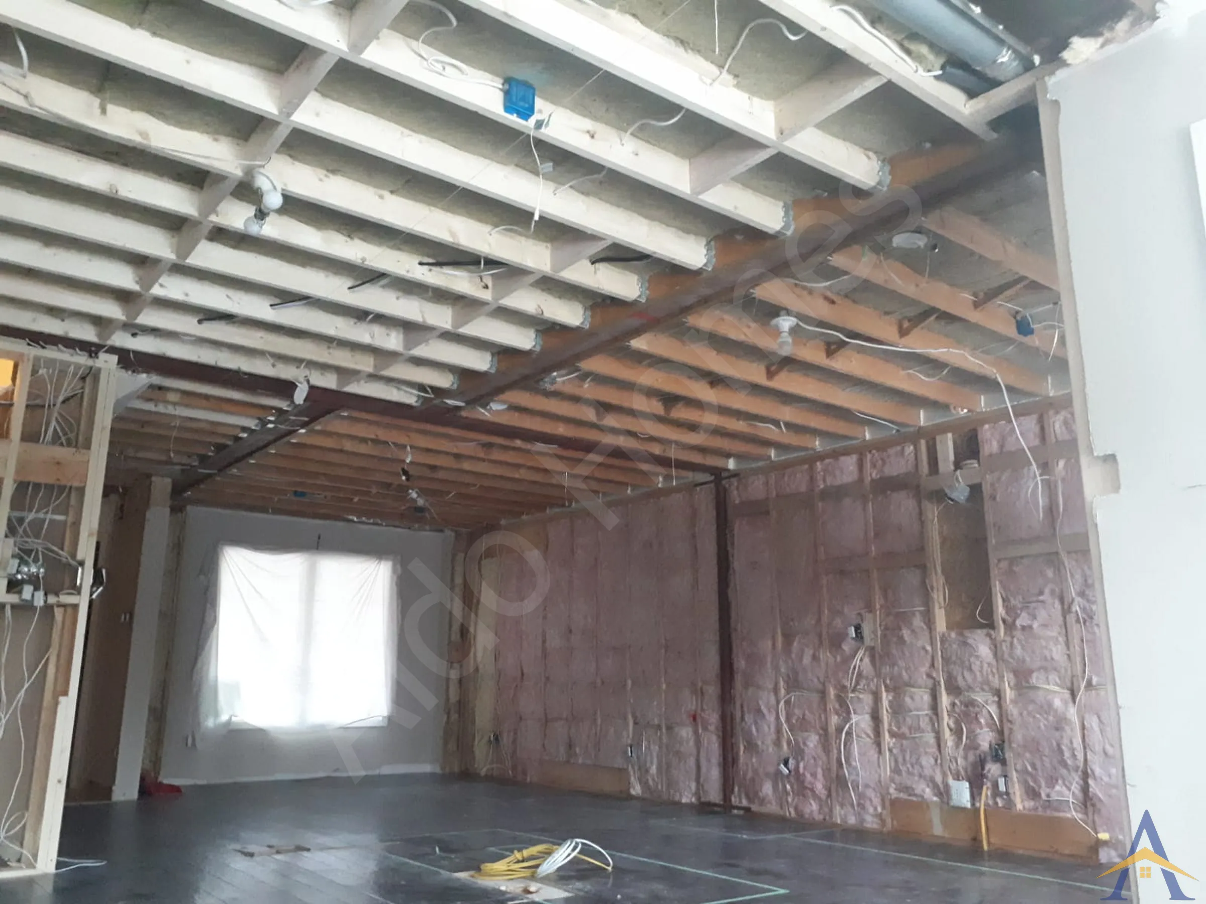Load-Bearing Wall Removal in Pickering: Rainy Day Dr, photo 9