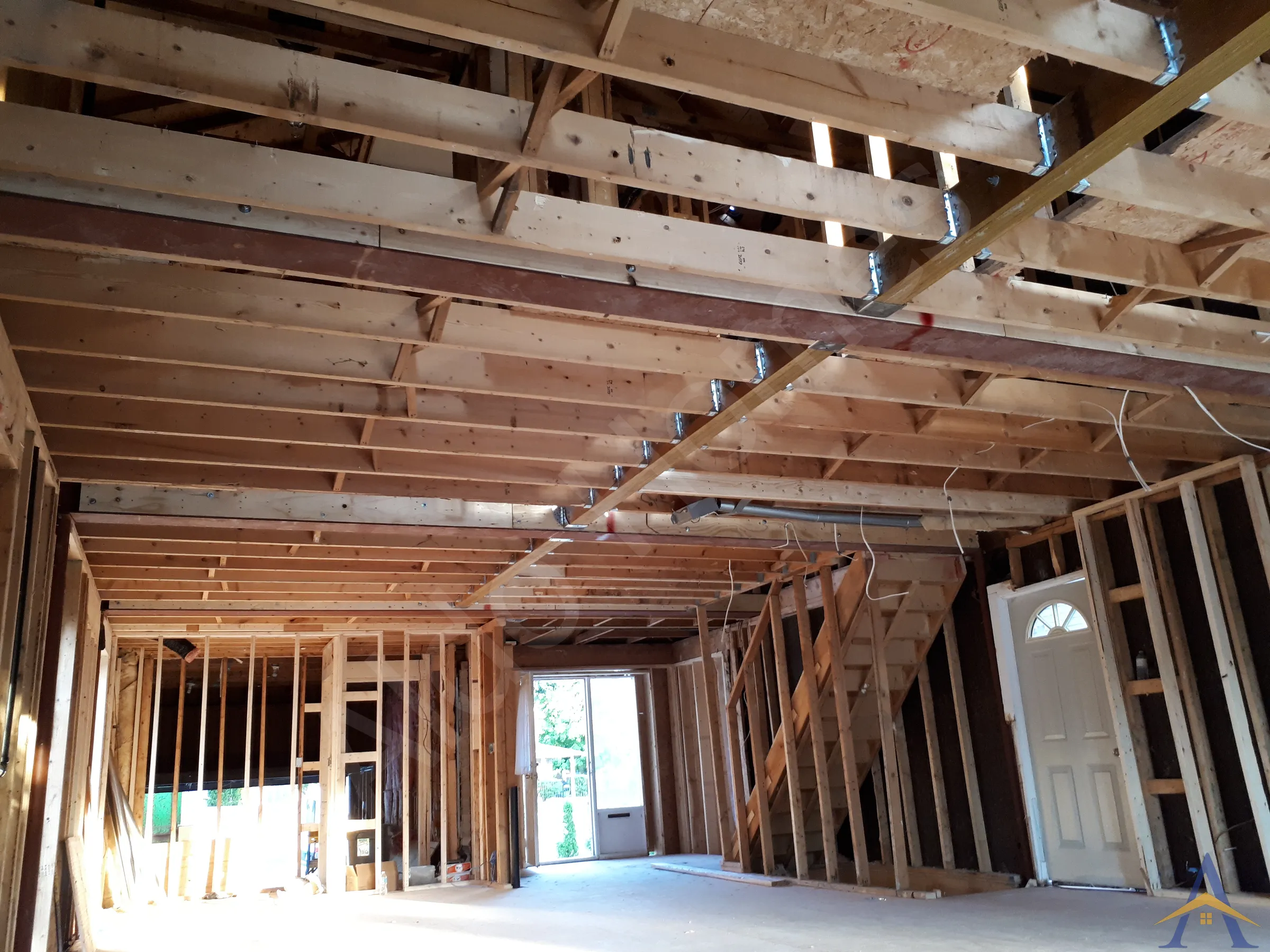 Load-Bearing Wall Removal in Mississauga: Saracen Court, photo 6